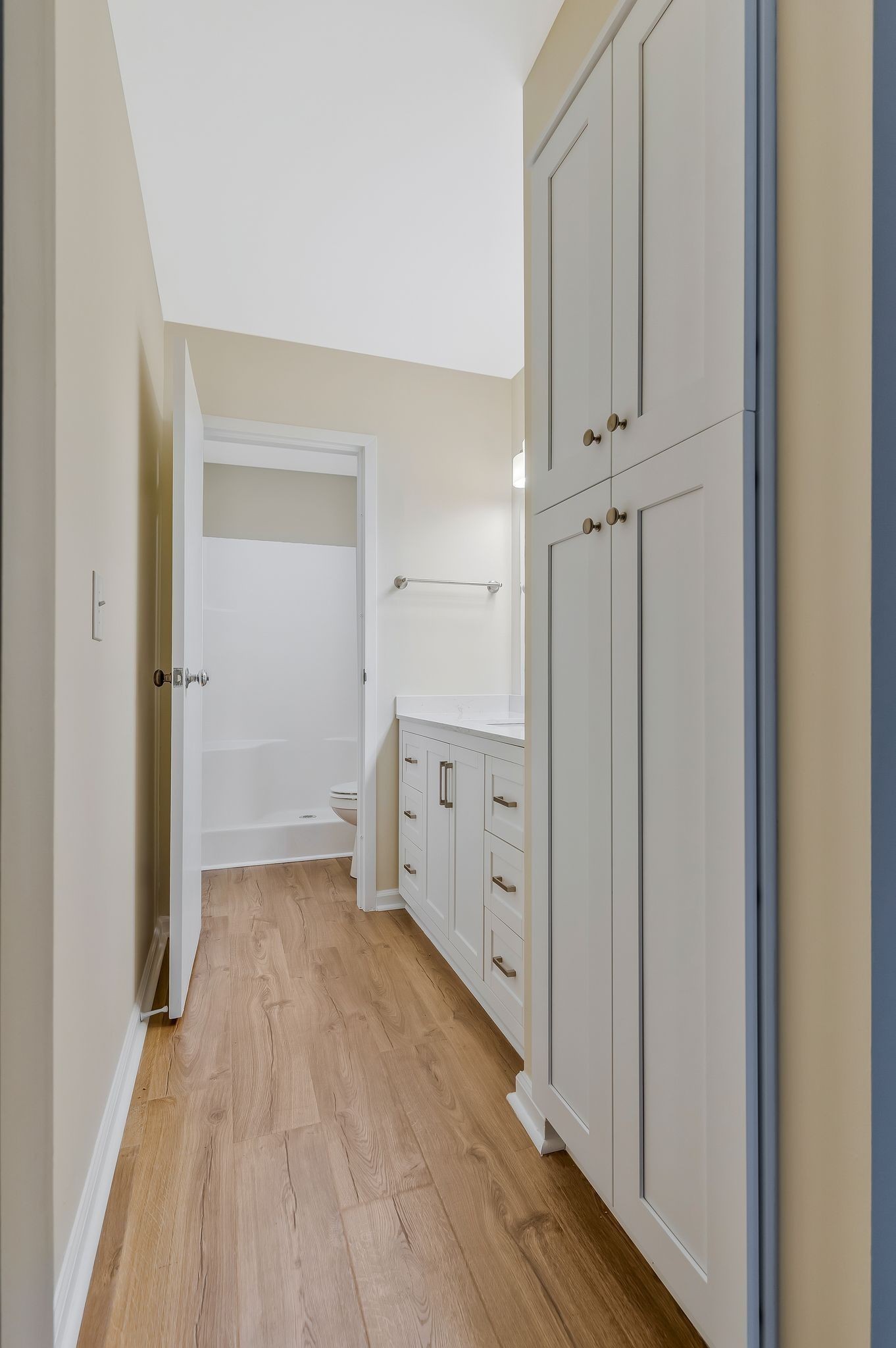 200 Sanders Ferry Rd Unit: 2504