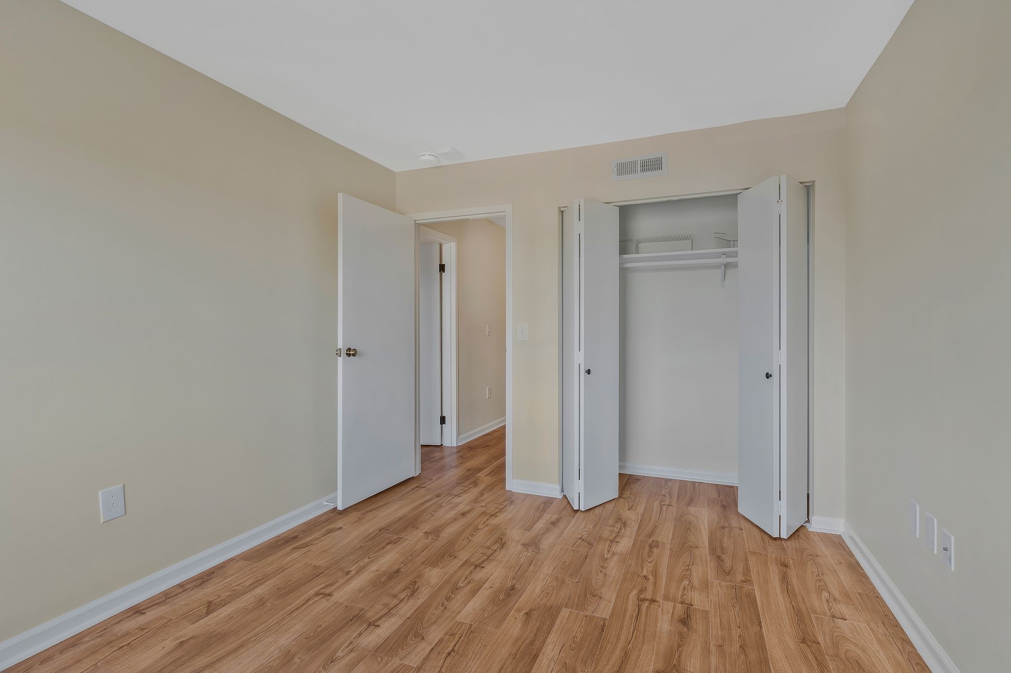 200 Sanders Ferry Rd Unit: 2504