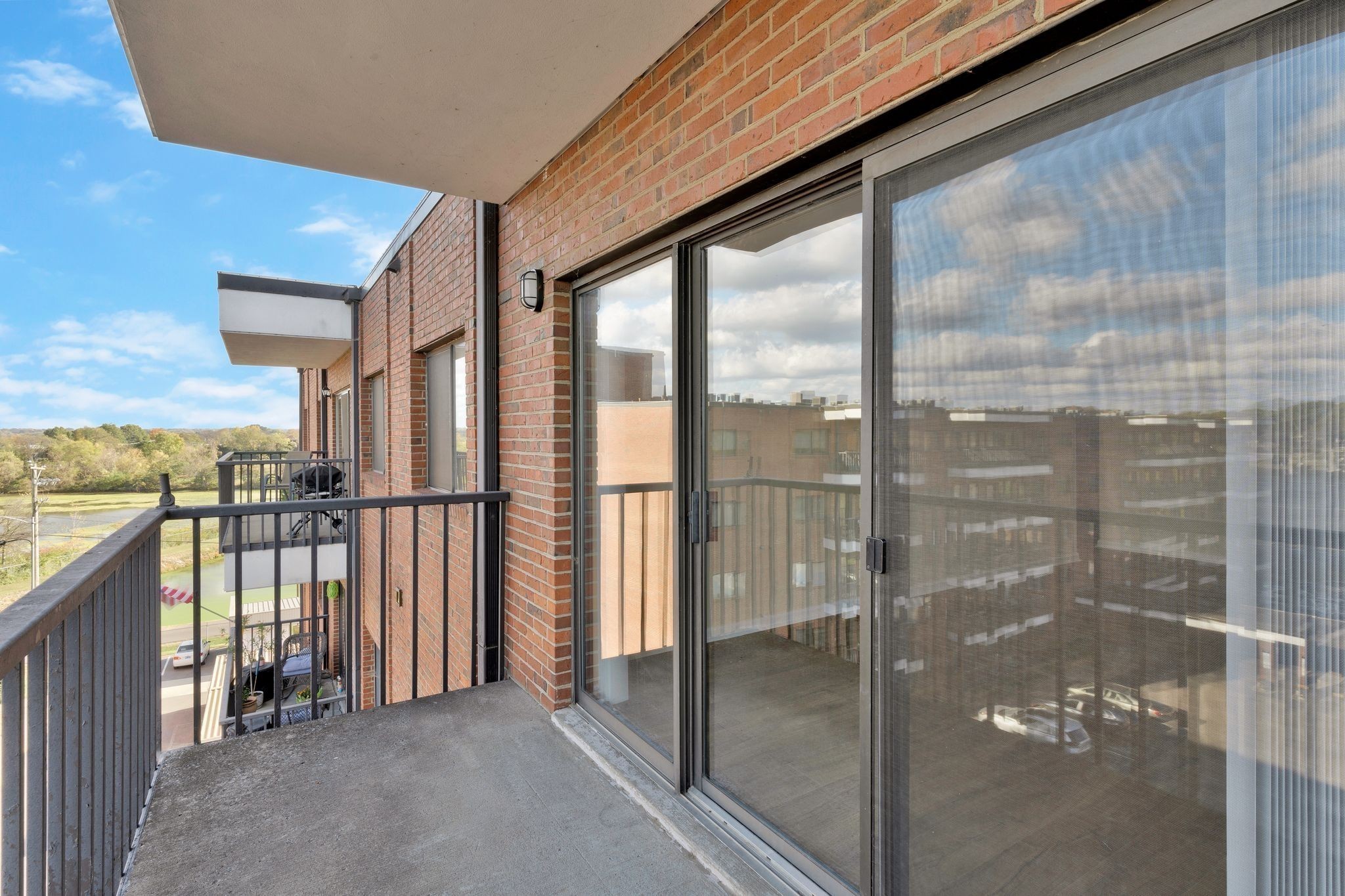 200 Sanders Ferry Rd Unit: 2504