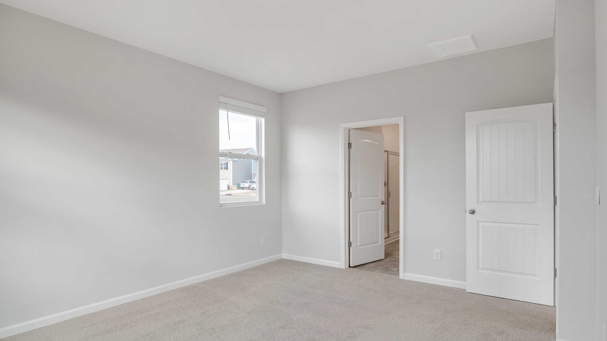 1126 Woodbridge Blvd