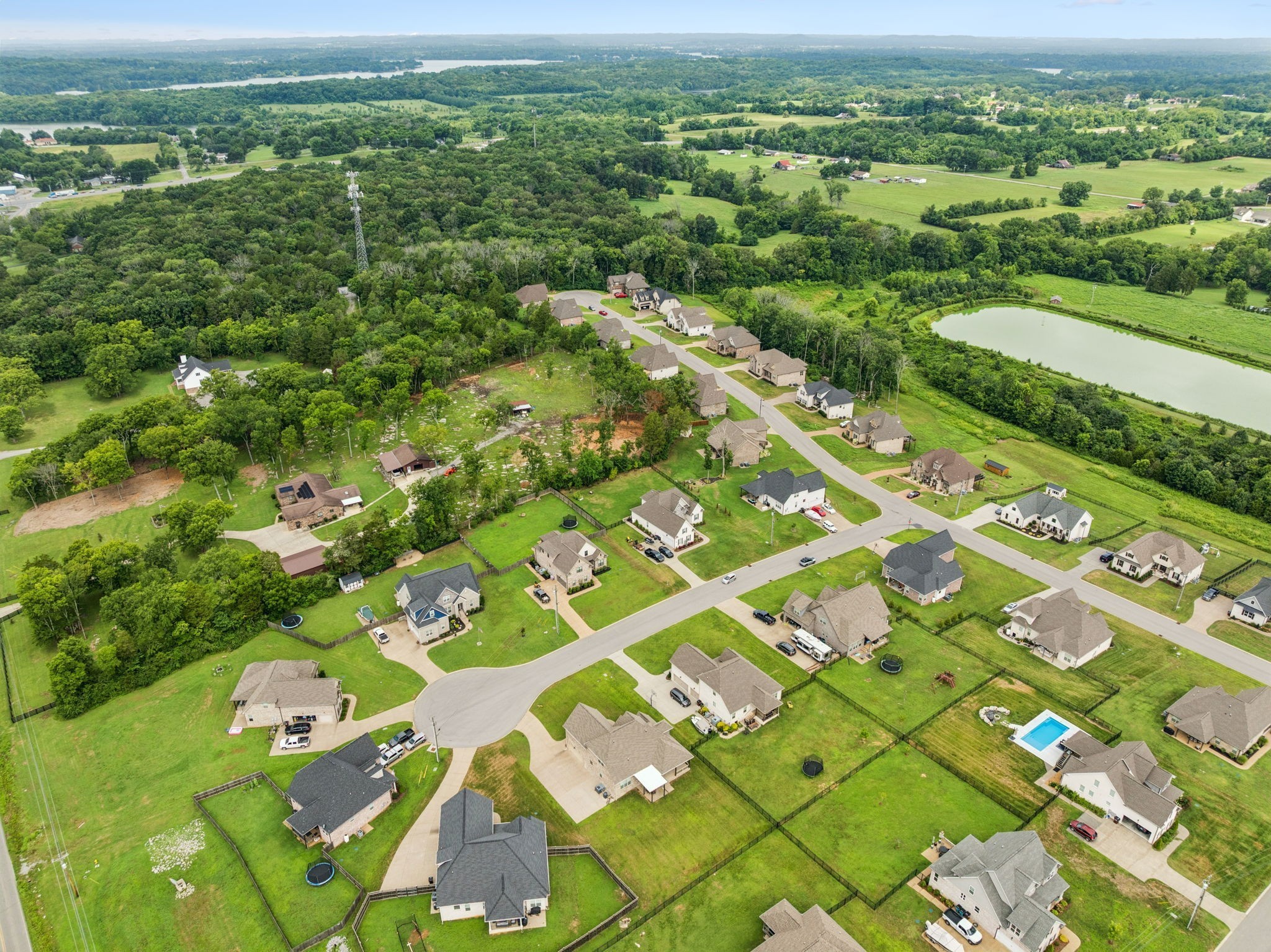 1307 Christina Ct