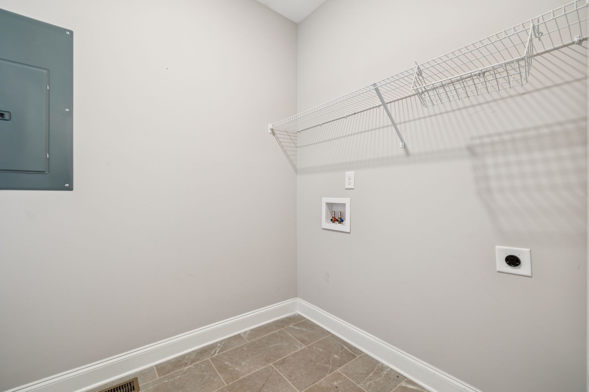 1307 Christina Ct