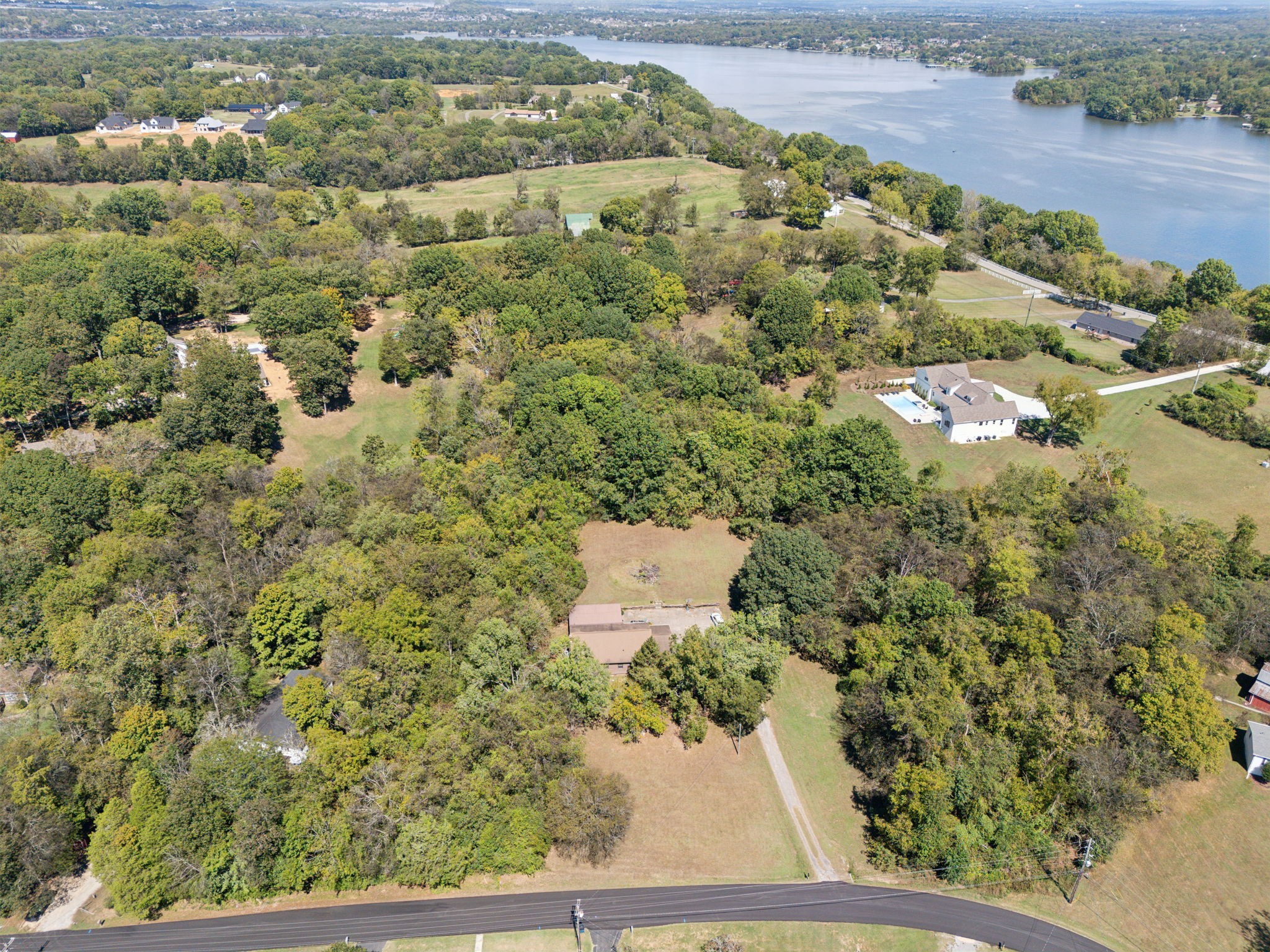 210 Crosswinds Dr