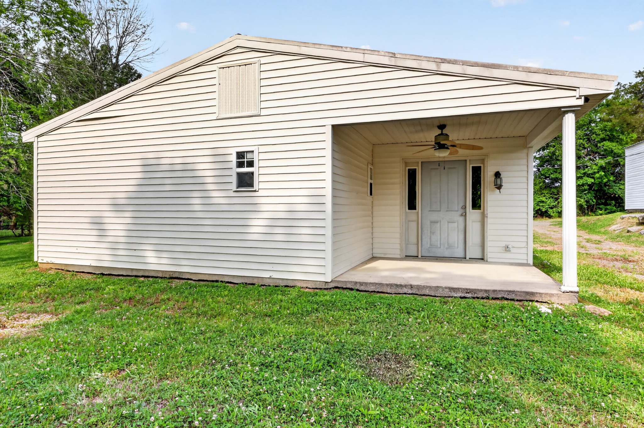 561 Odoms Bend Rd