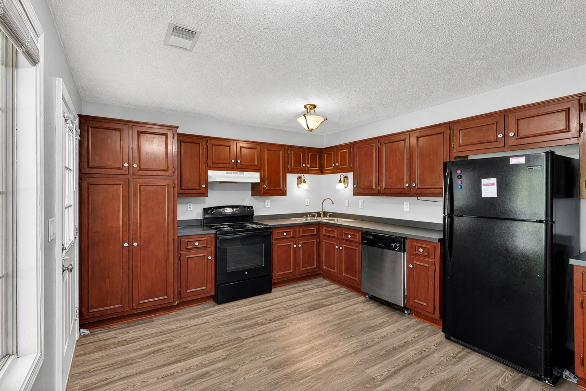 561 Odoms Bend Rd
