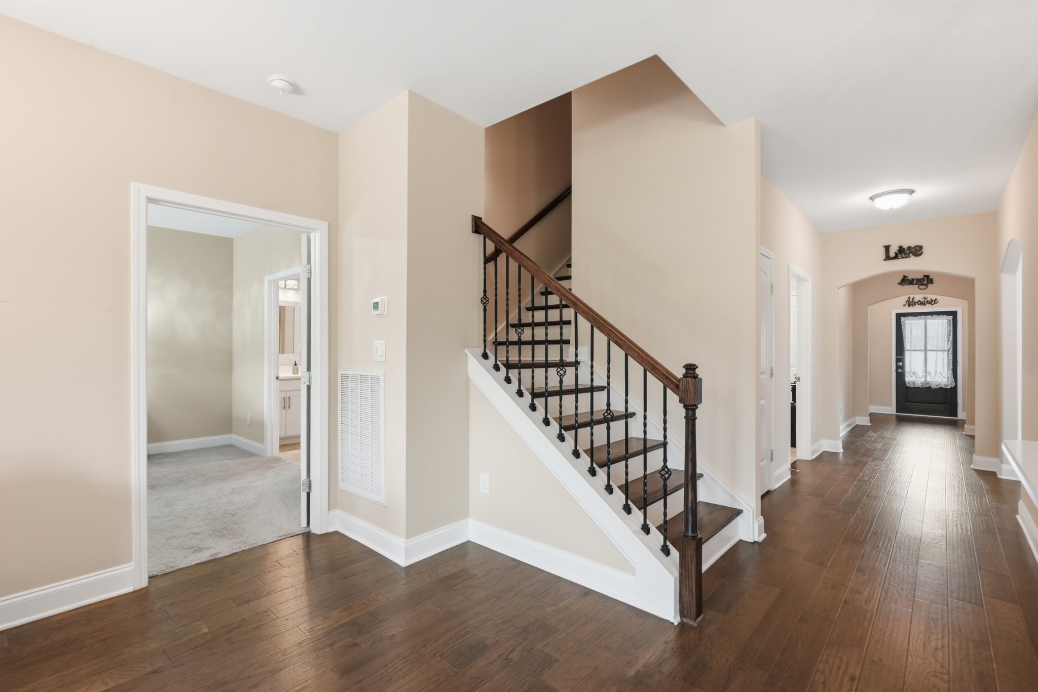 1043 Callaway Dr