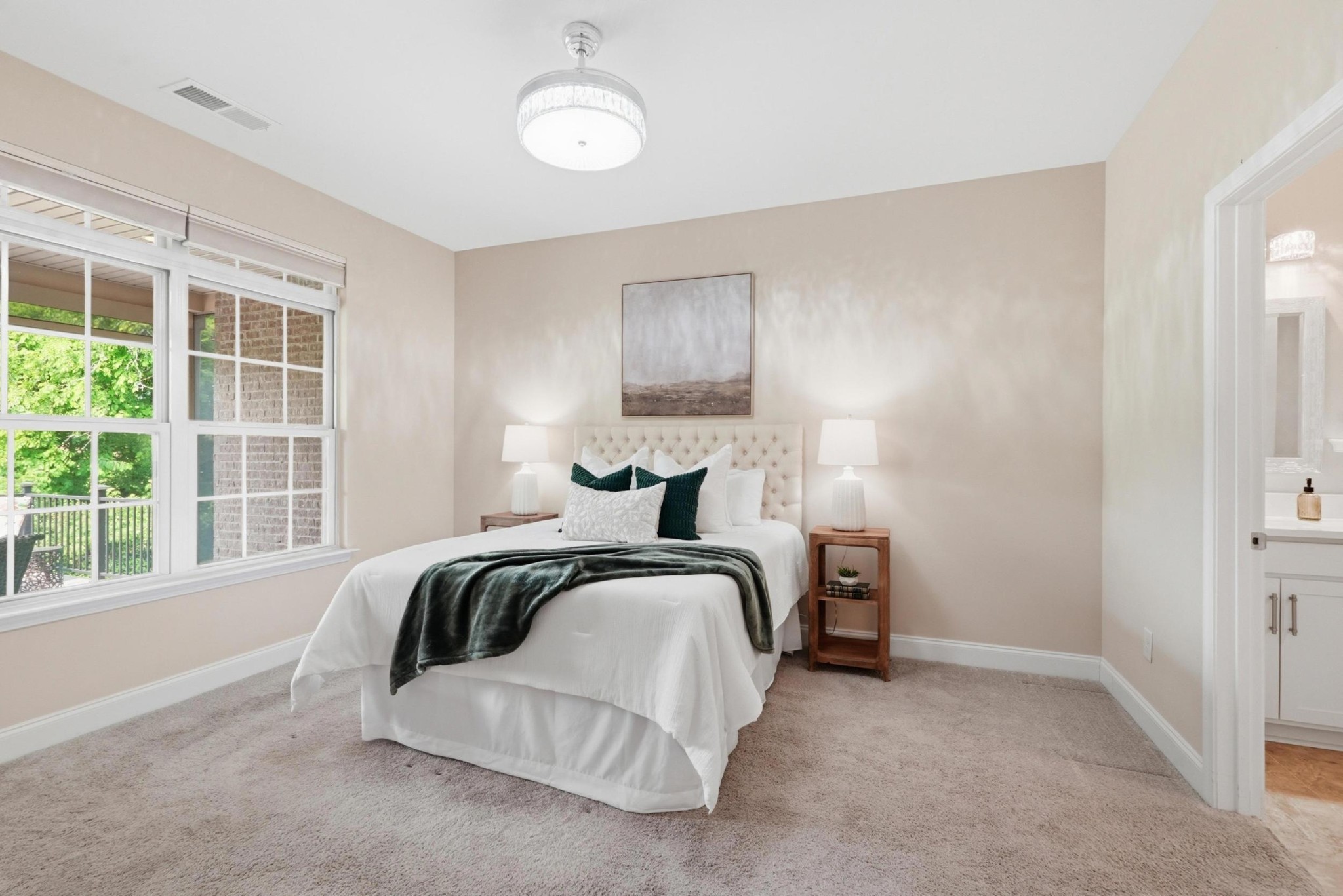1043 Callaway Dr