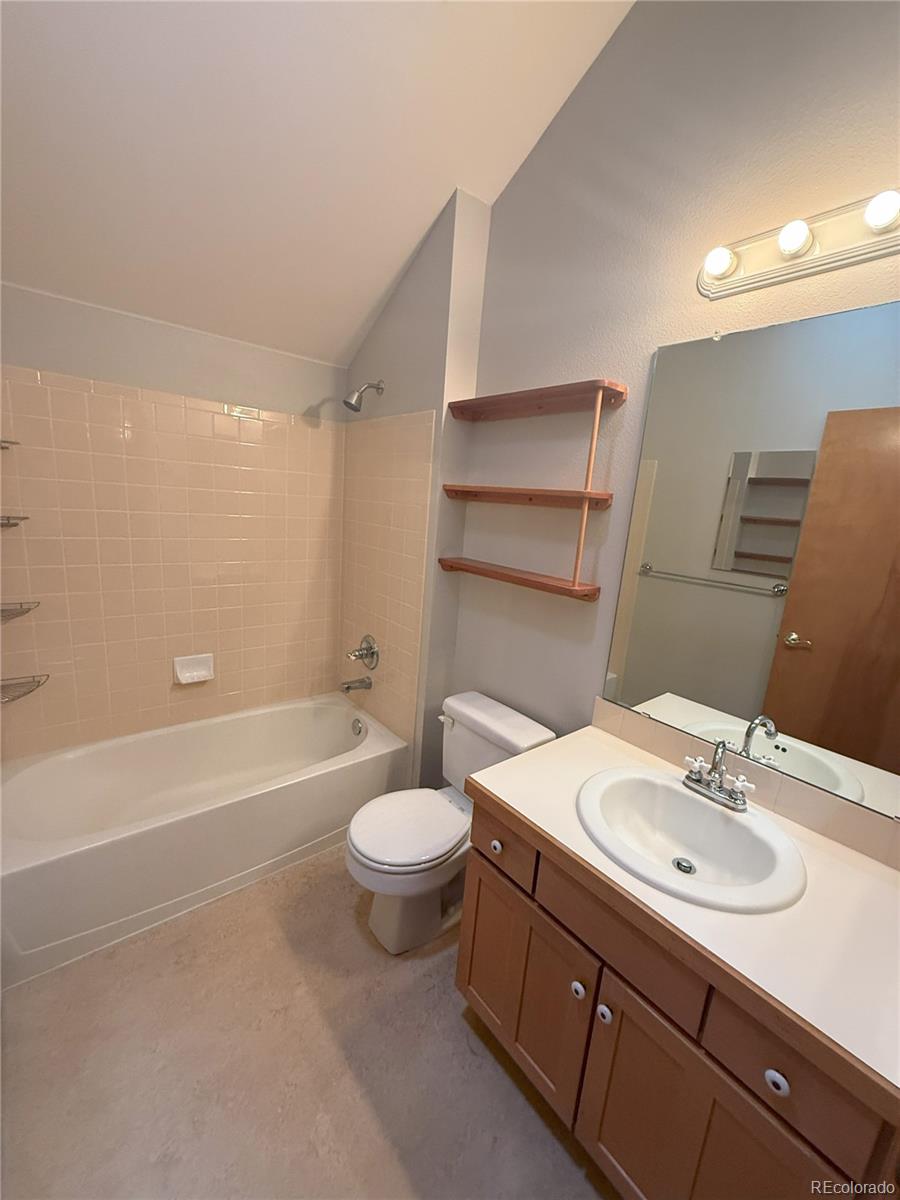 4750 W 37th Avenue Unit: 17