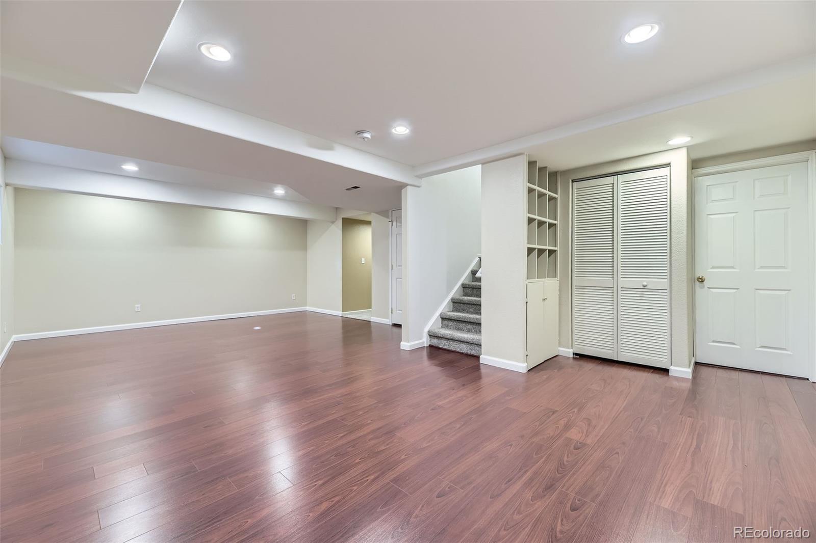 9975 Blackbird Circle