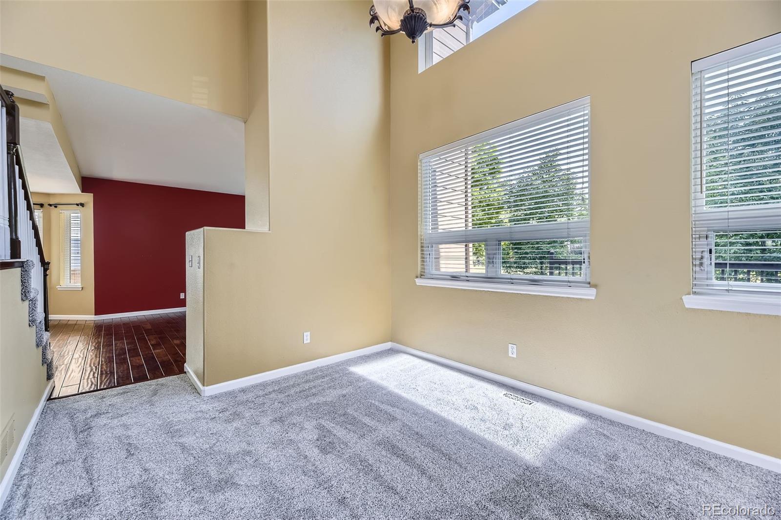 9975 Blackbird Circle