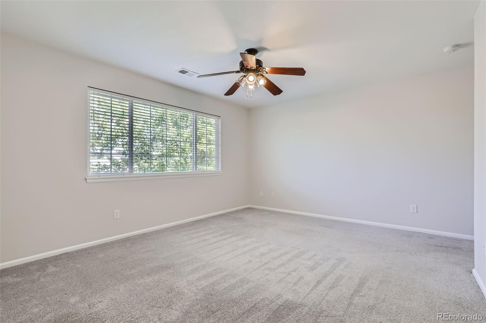 186 S Fraser Court