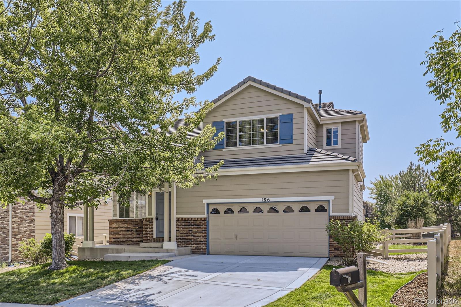 186 S Fraser Court