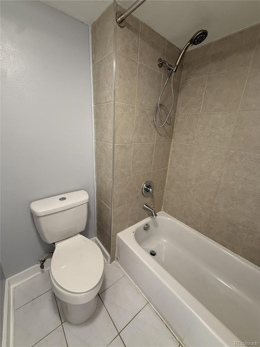 9725 E Harvard Avenue Unit: 396