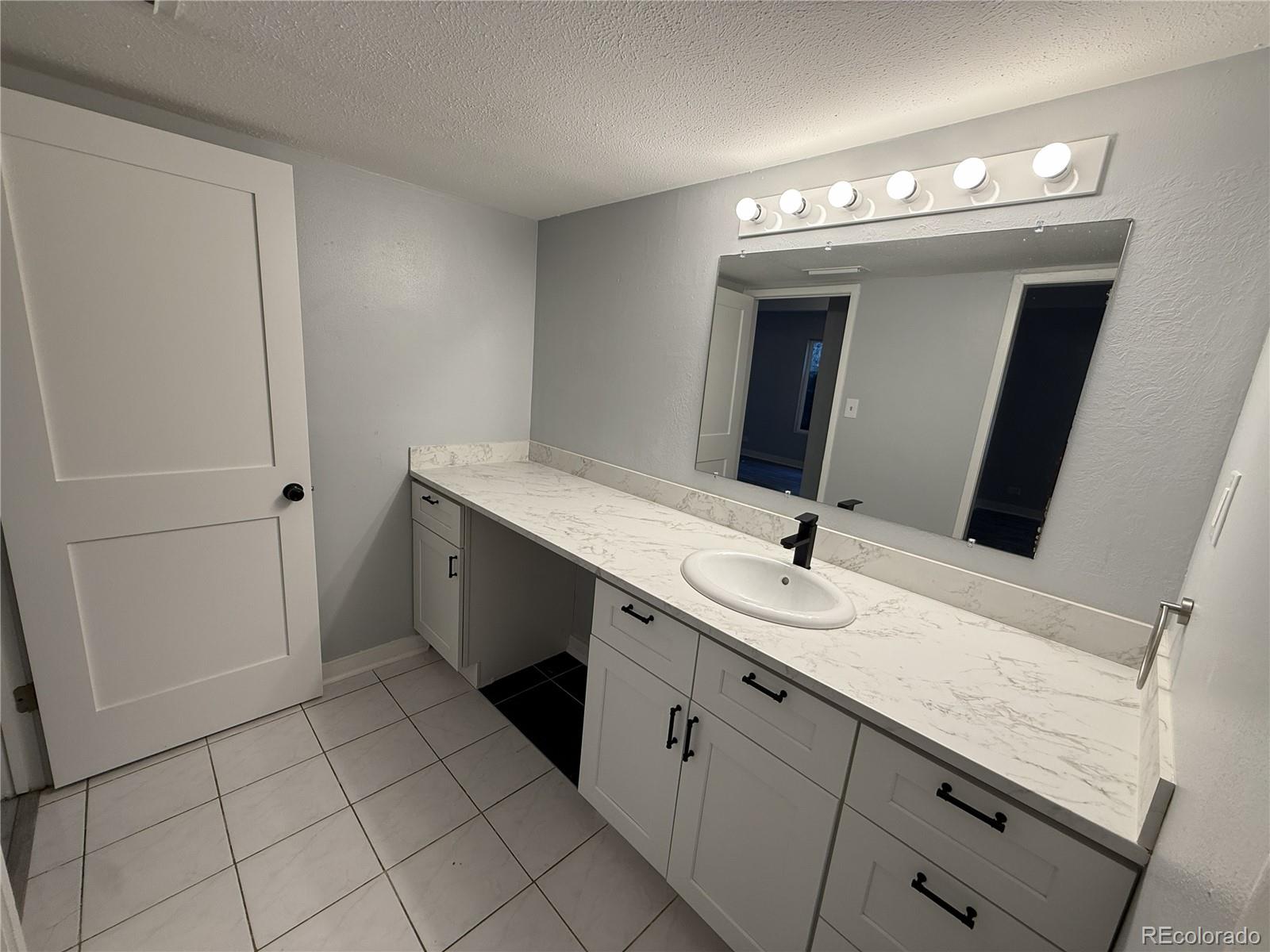 9725 E Harvard Avenue Unit: 396