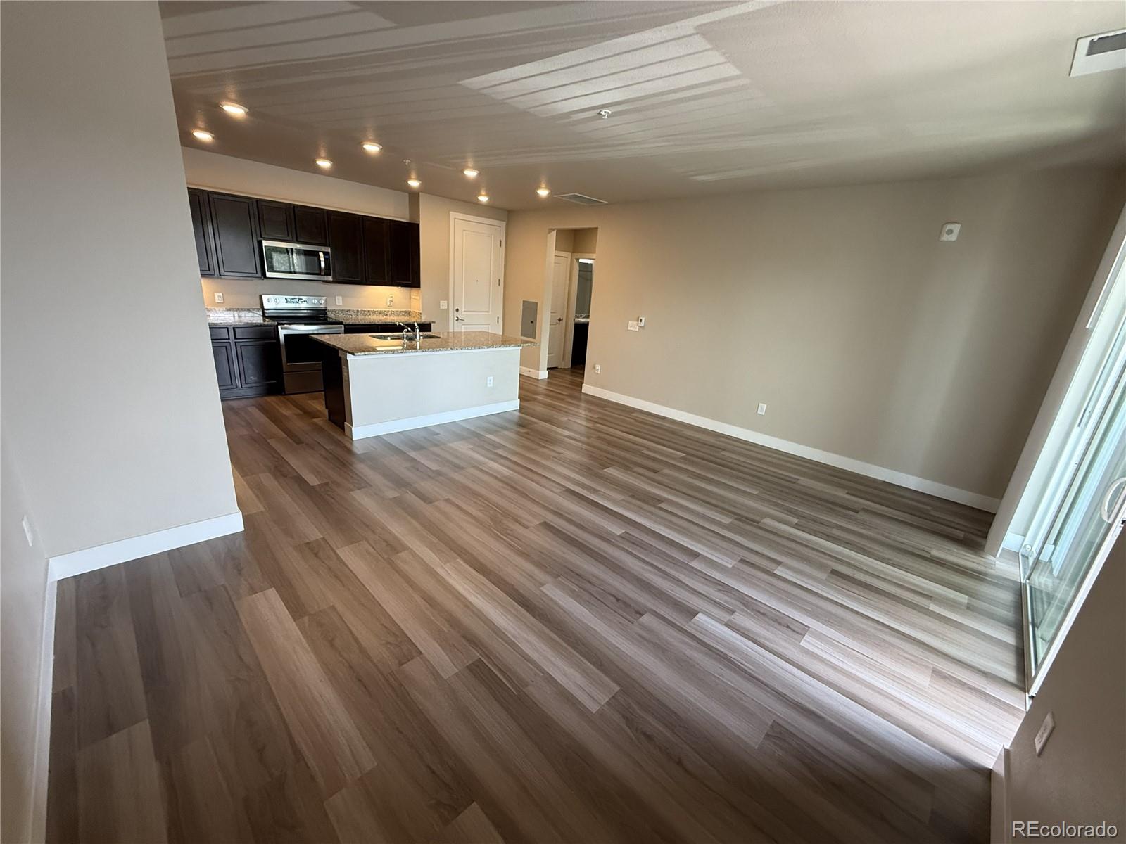 14351 E Tennessee Avenue Unit: 209