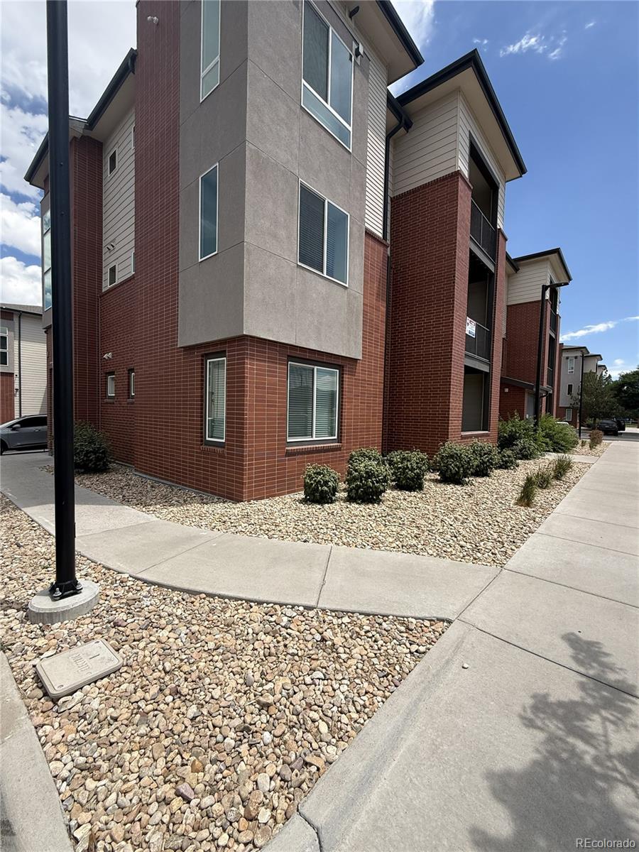 14351 E Tennessee Avenue Unit: 209