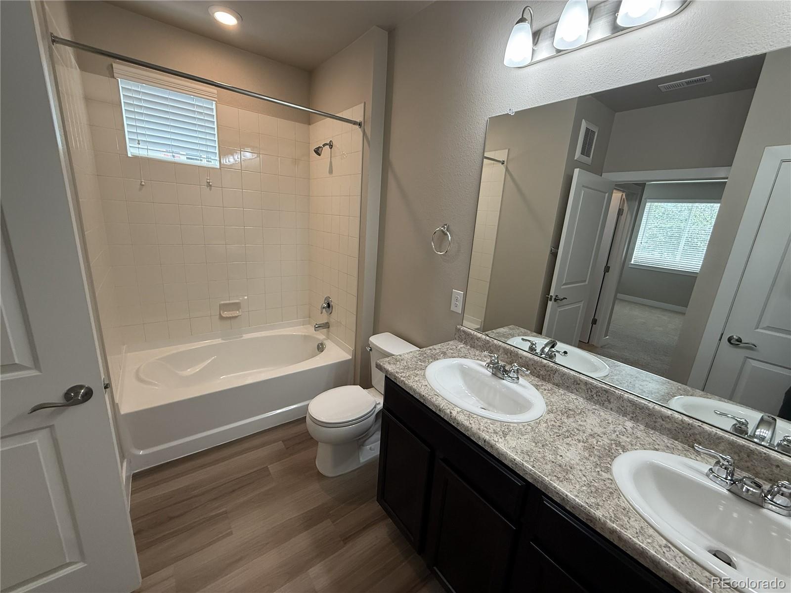 14351 E Tennessee Avenue Unit: 209