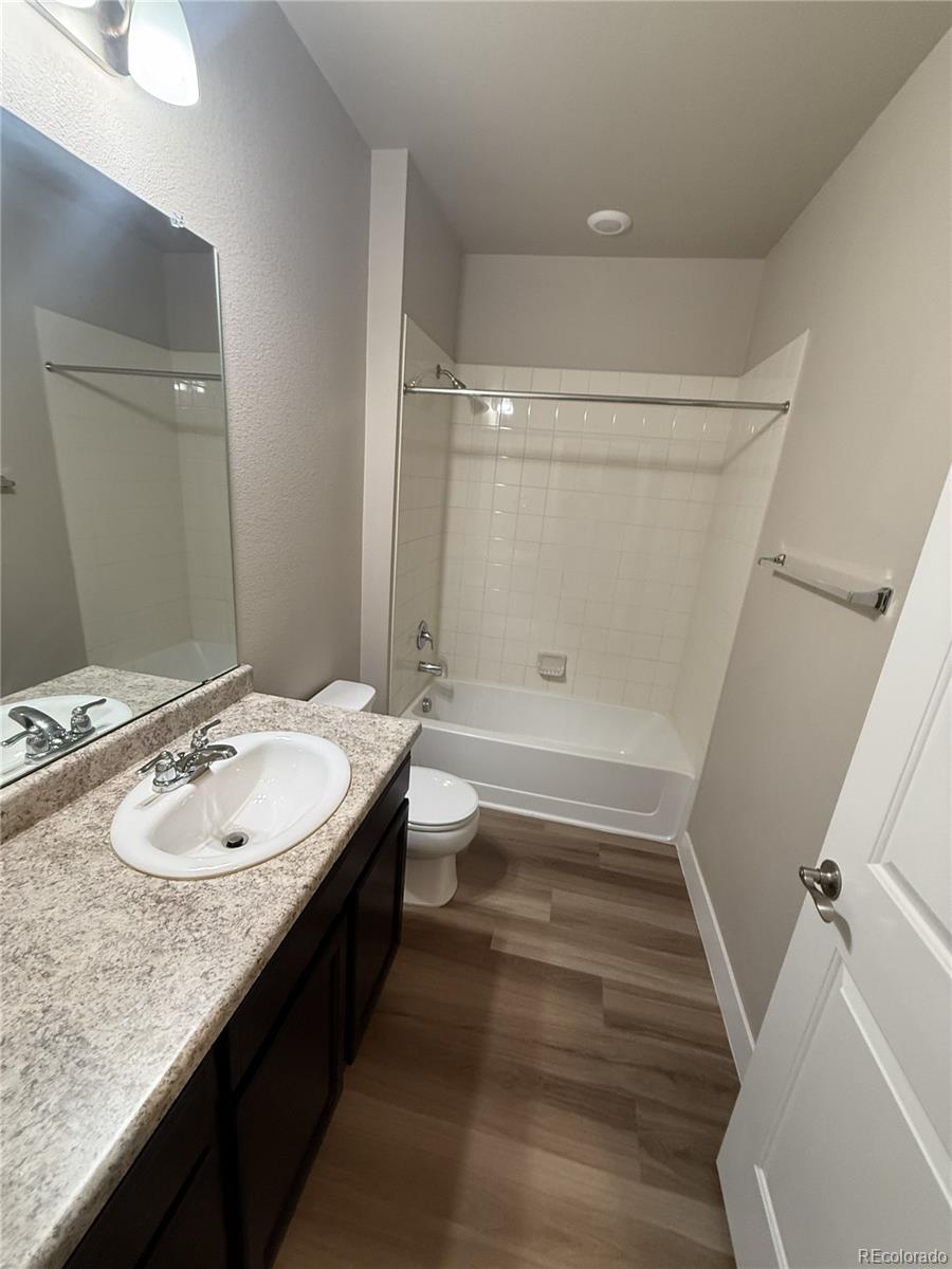 14351 E Tennessee Avenue Unit: 209