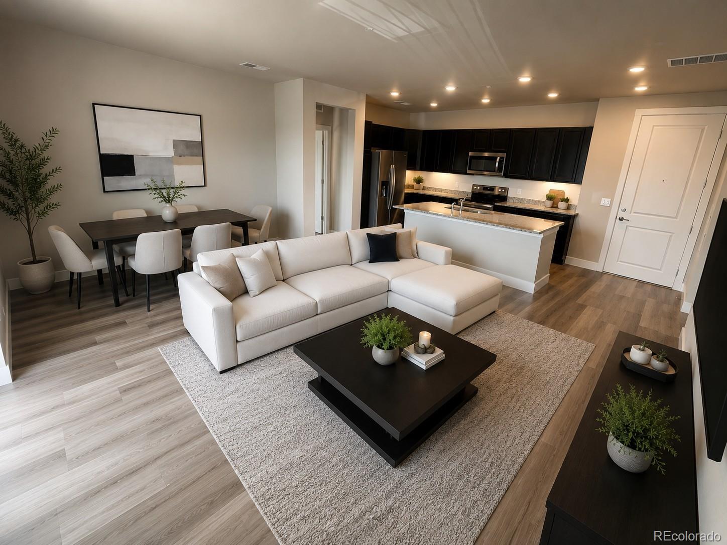 14351 E Tennessee Avenue Unit: 209