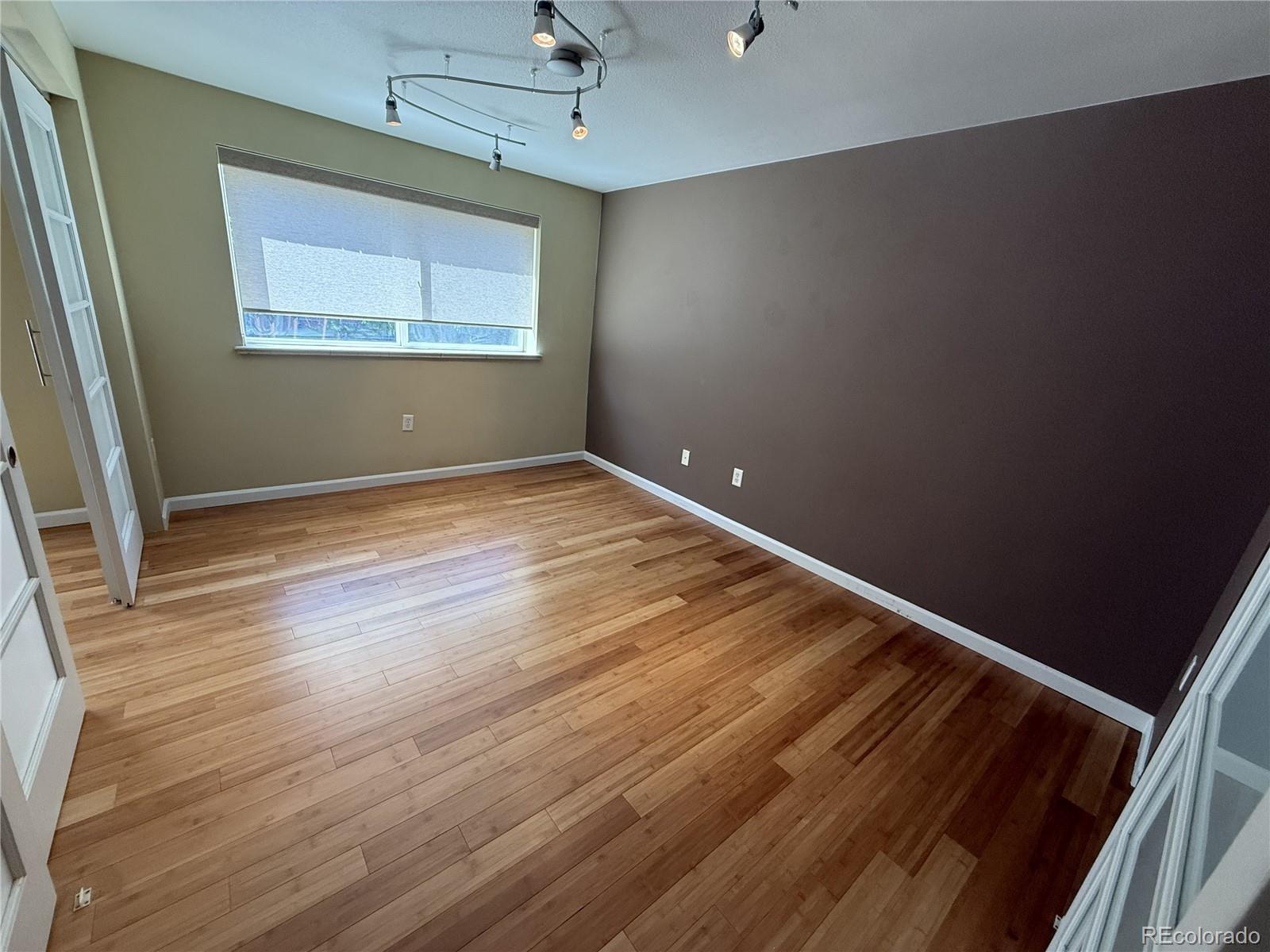 1032 N Clarkson Street Unit: 208