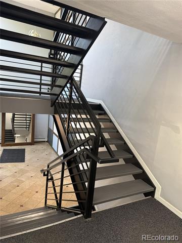1032 N Clarkson Street Unit: 208