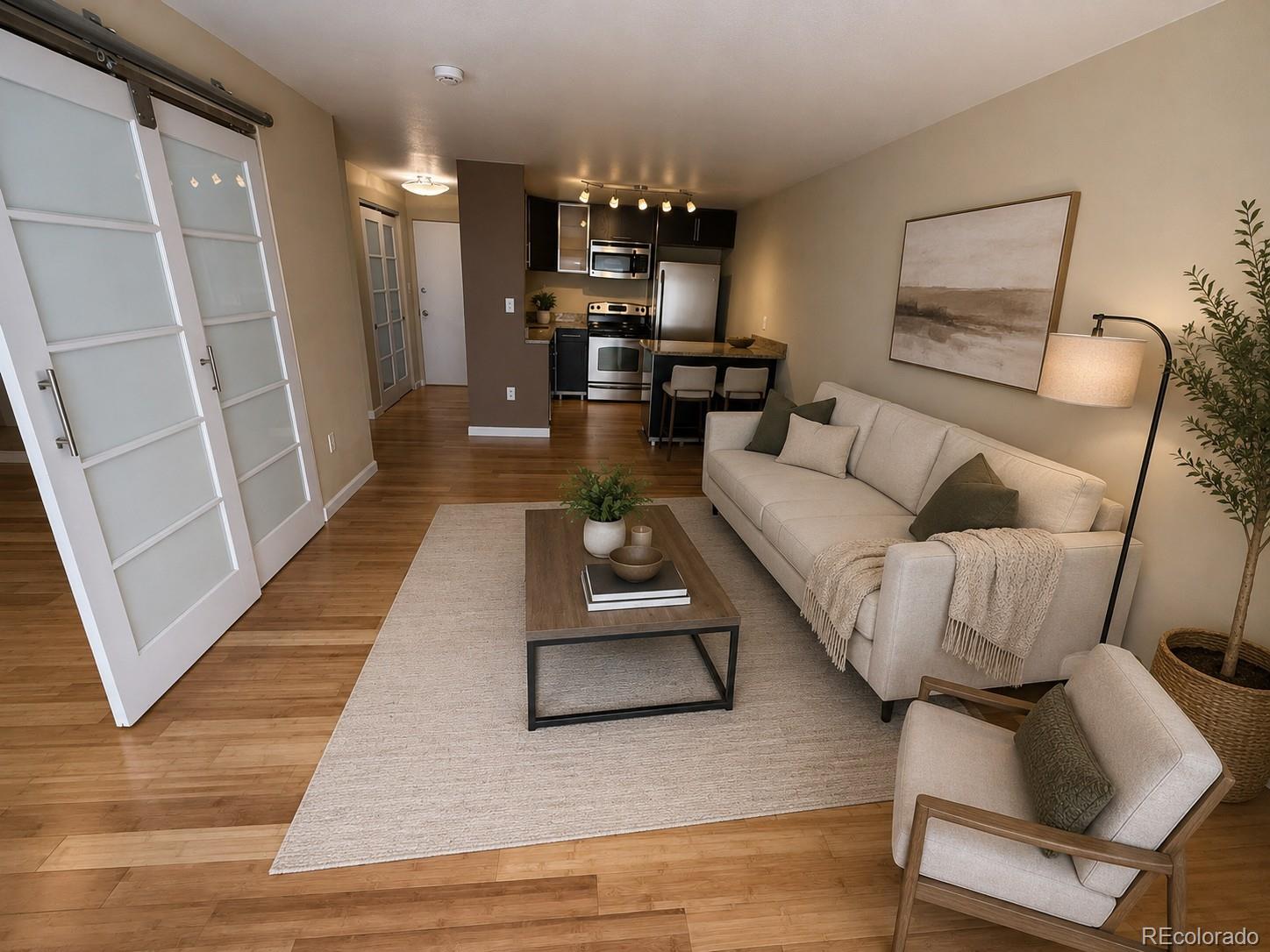 1032 N Clarkson Street Unit: 208
