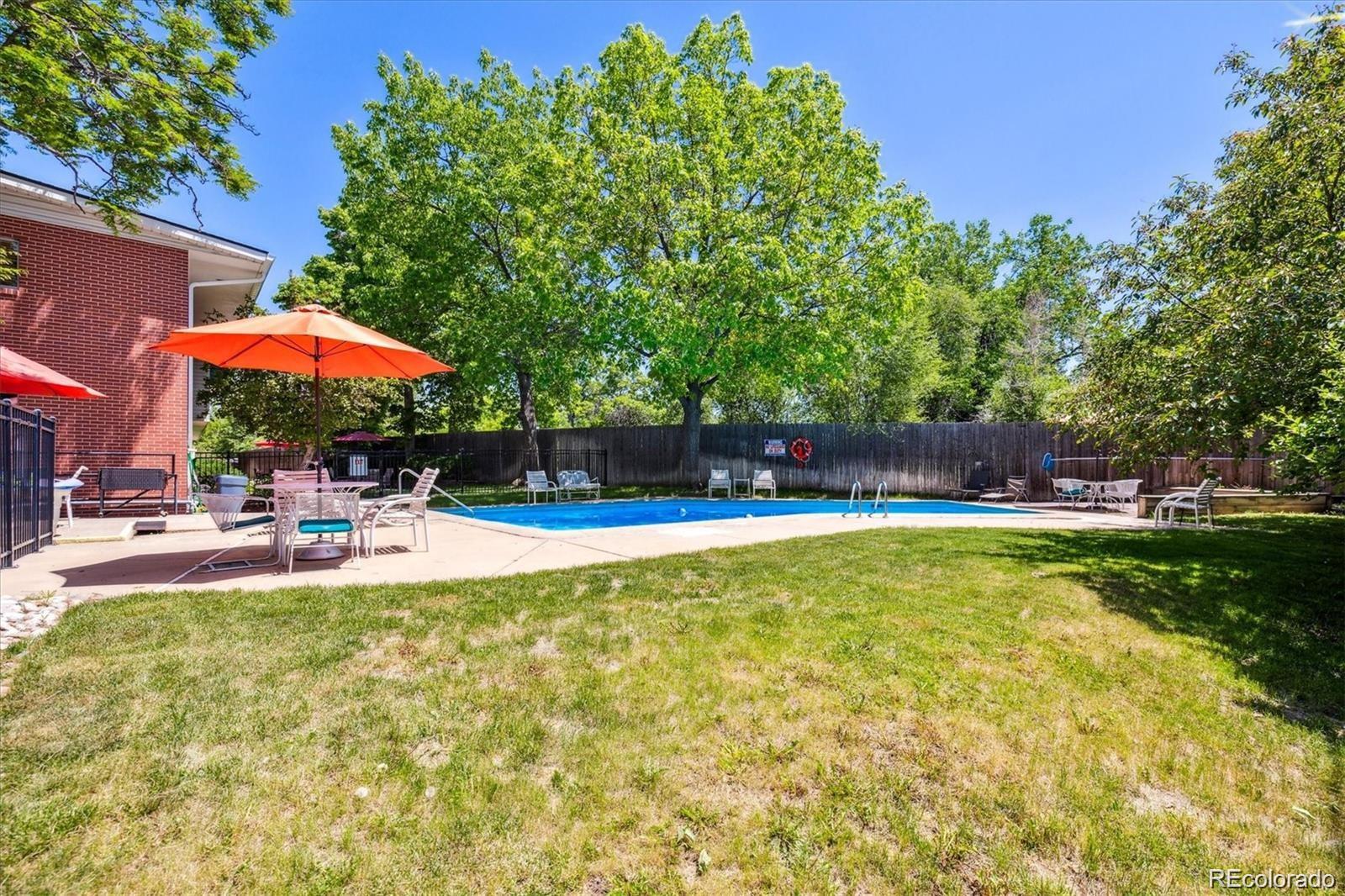 2203 S Holly Street Unit: 3