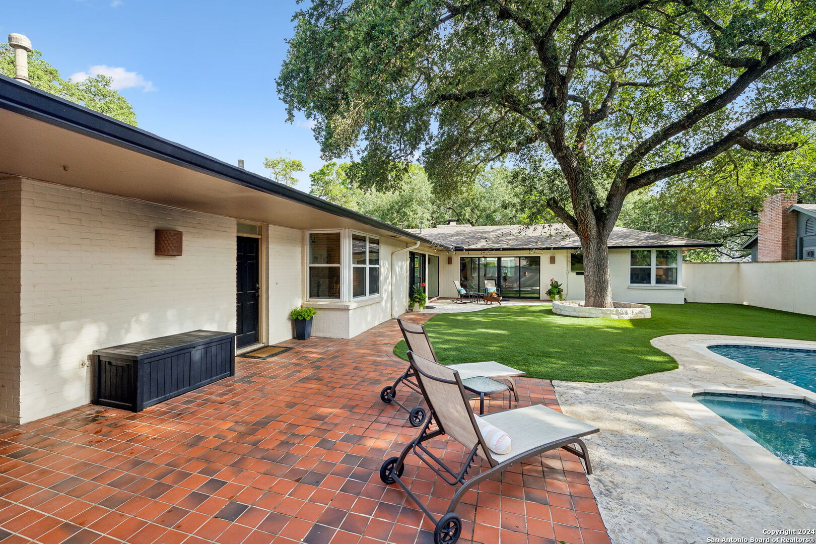 170 CLAYWELL DR