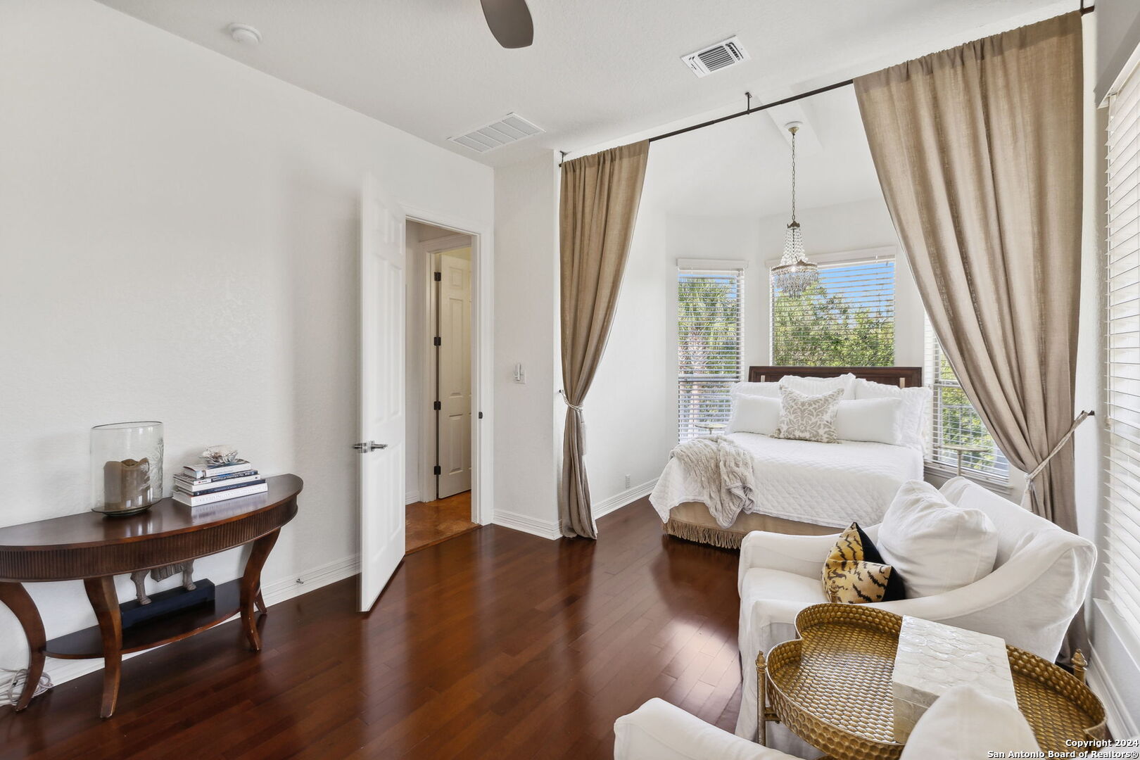 22435 Roan Forest