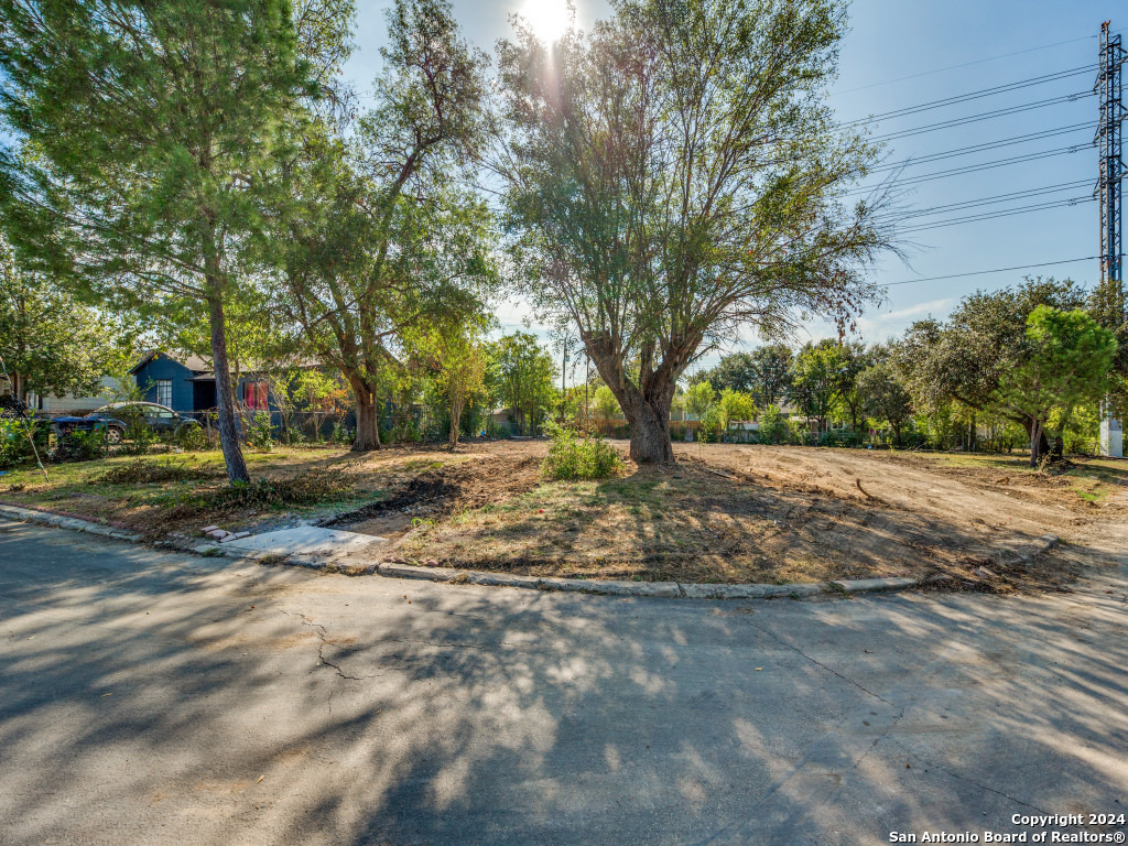 102 Conway Drive