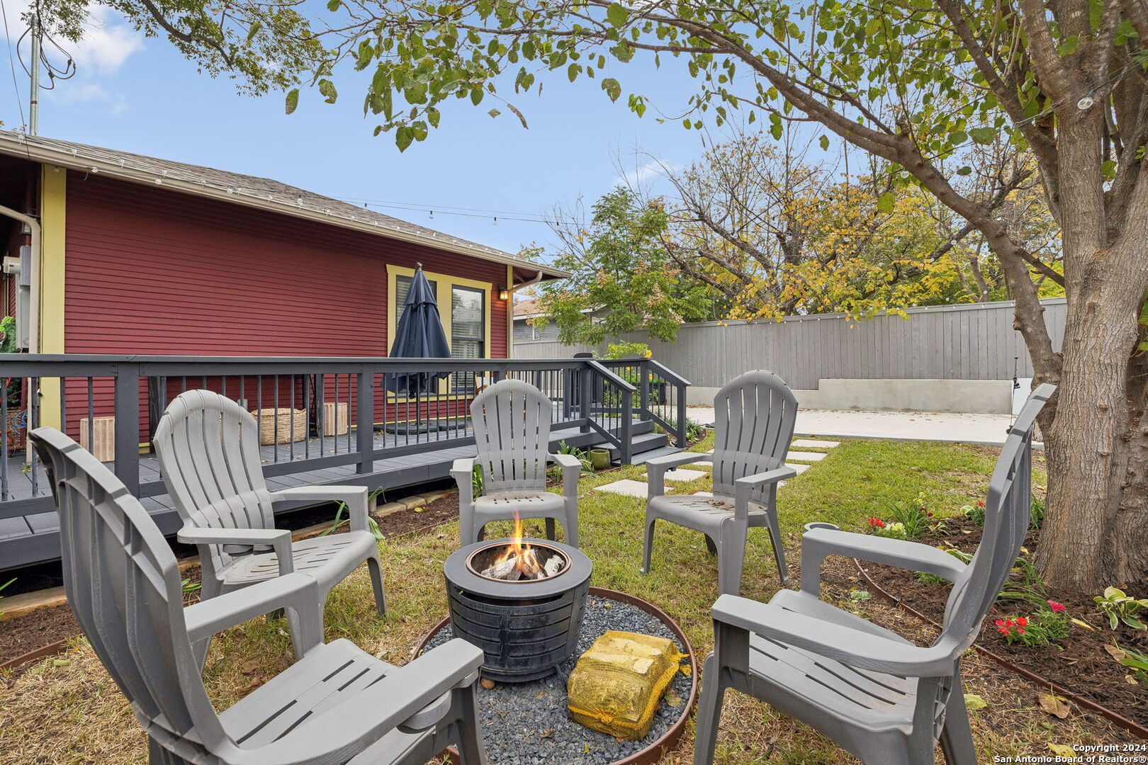 306 Carnahan St