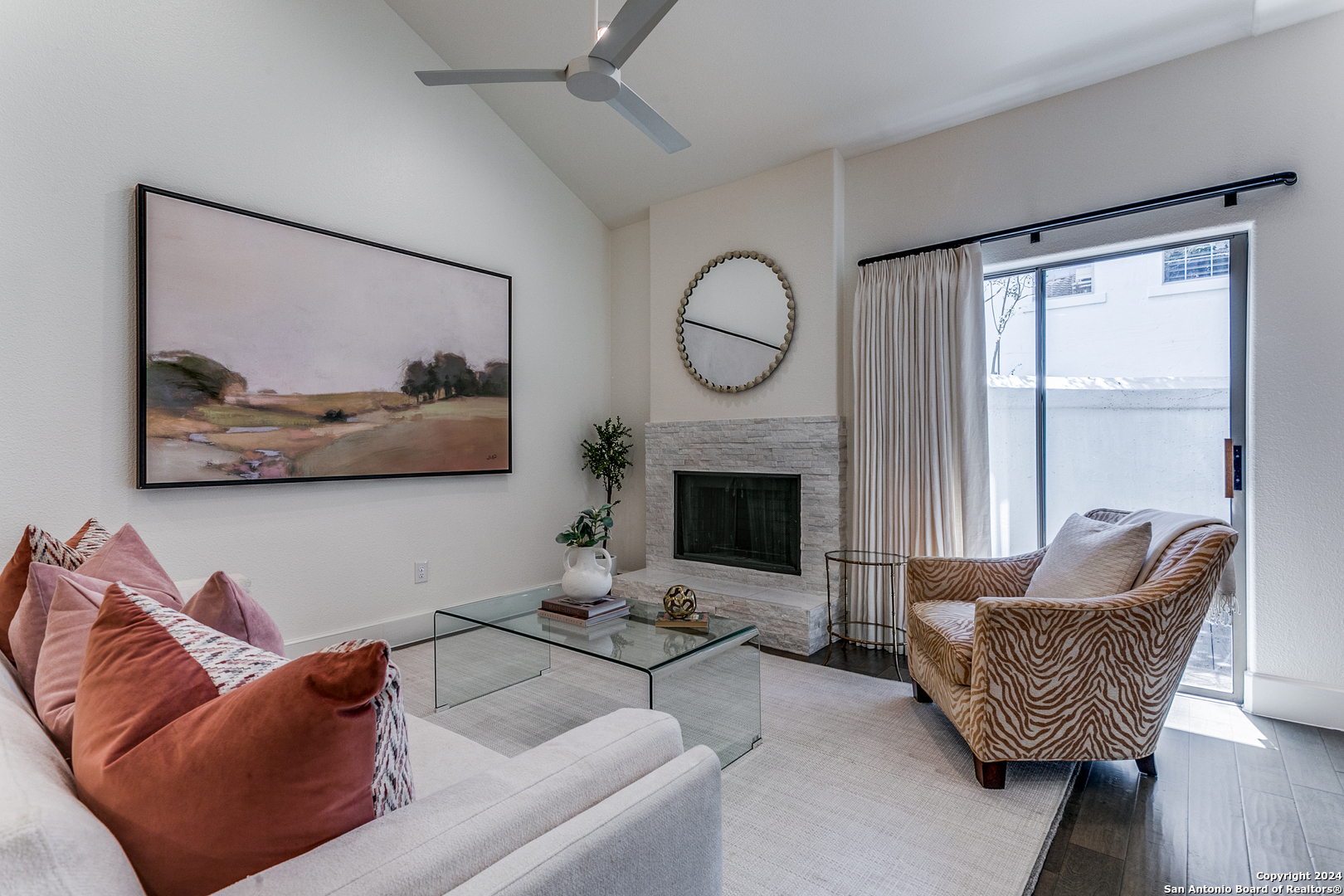 208 Grandview Unit: 3