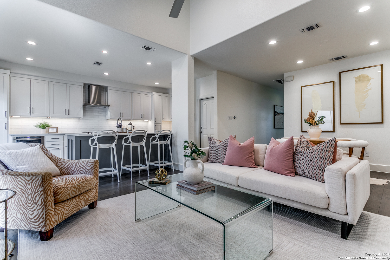 208 Grandview Unit: 3