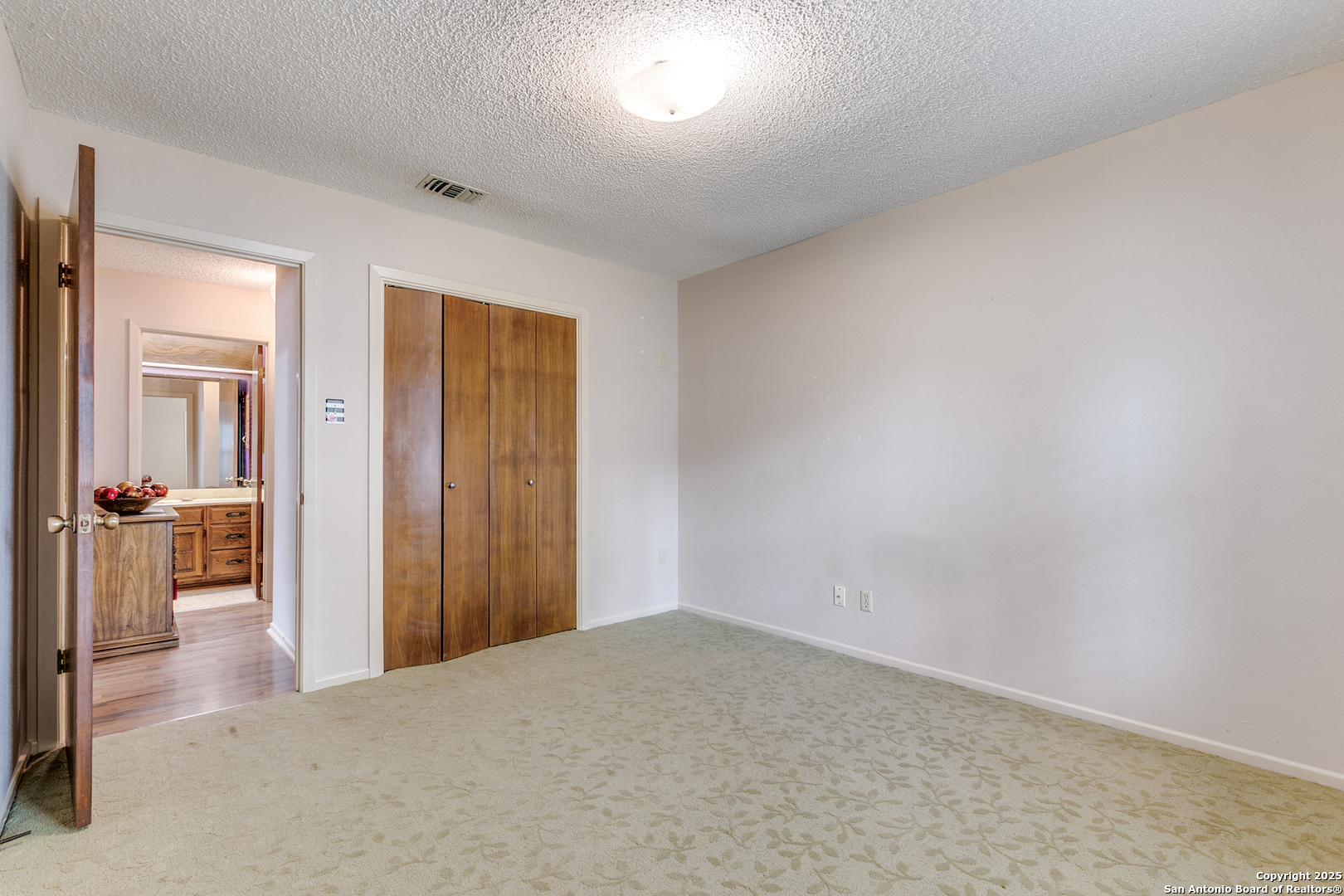 15111 Elkton