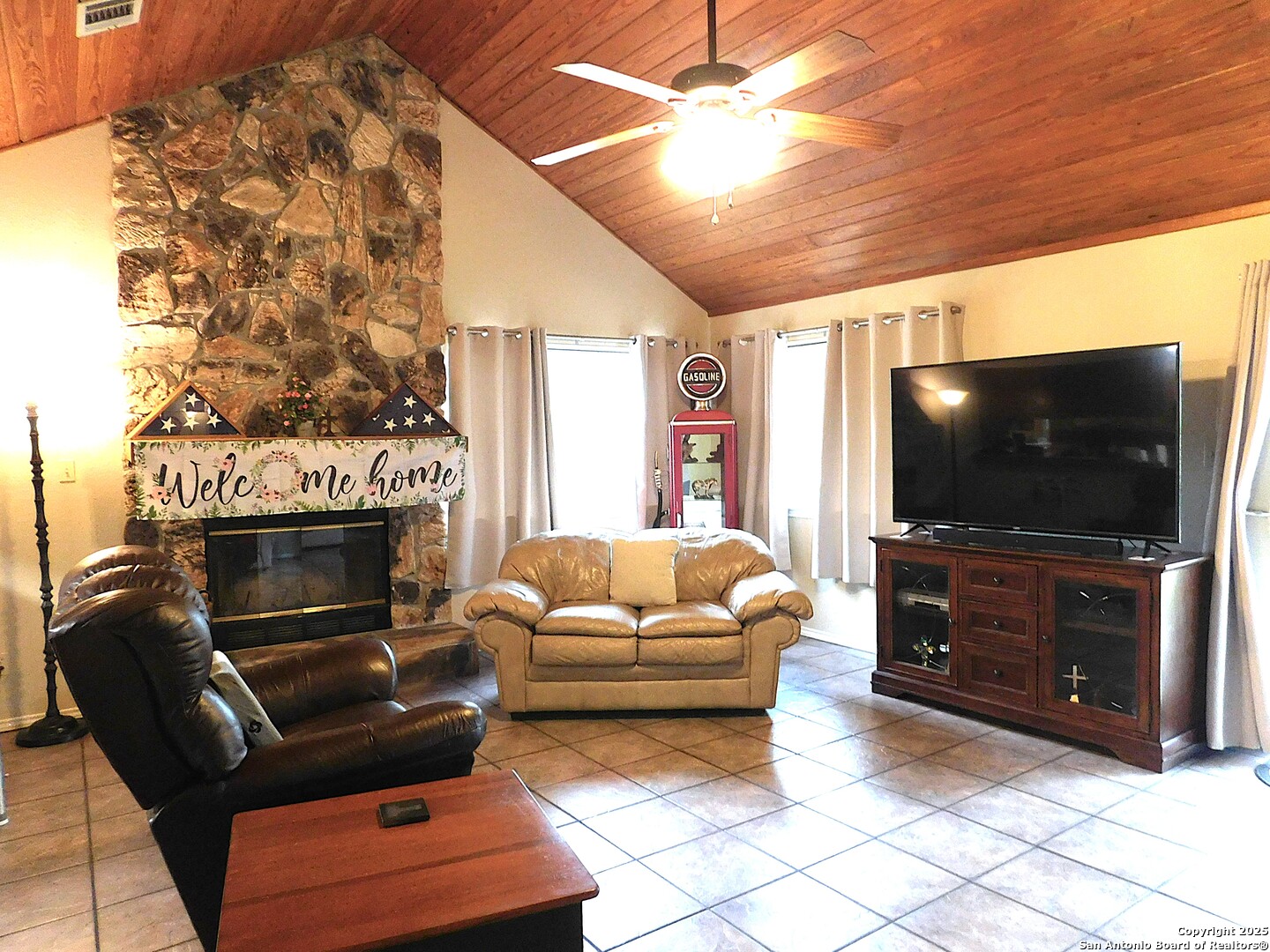 525 Cherry Ridge