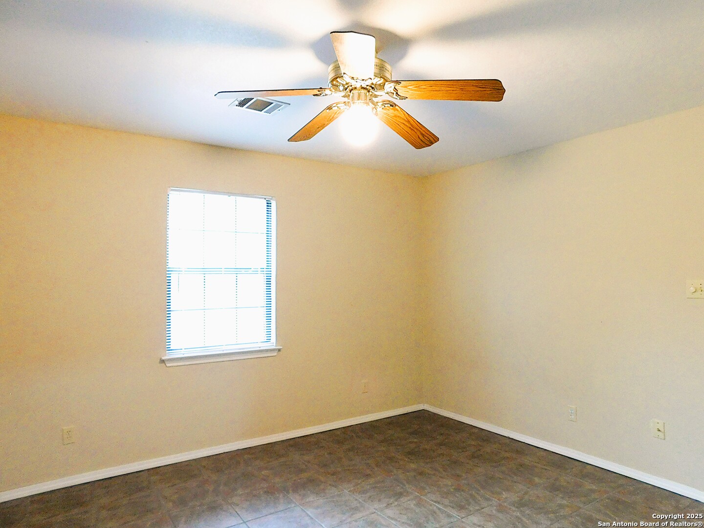 525 Cherry Ridge