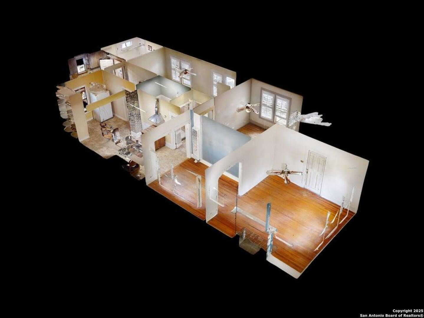 519 E Huisache