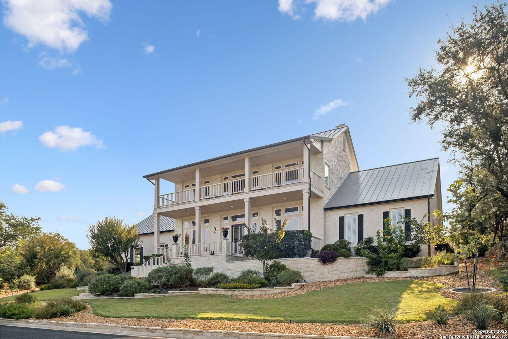 16 Highgate Dr