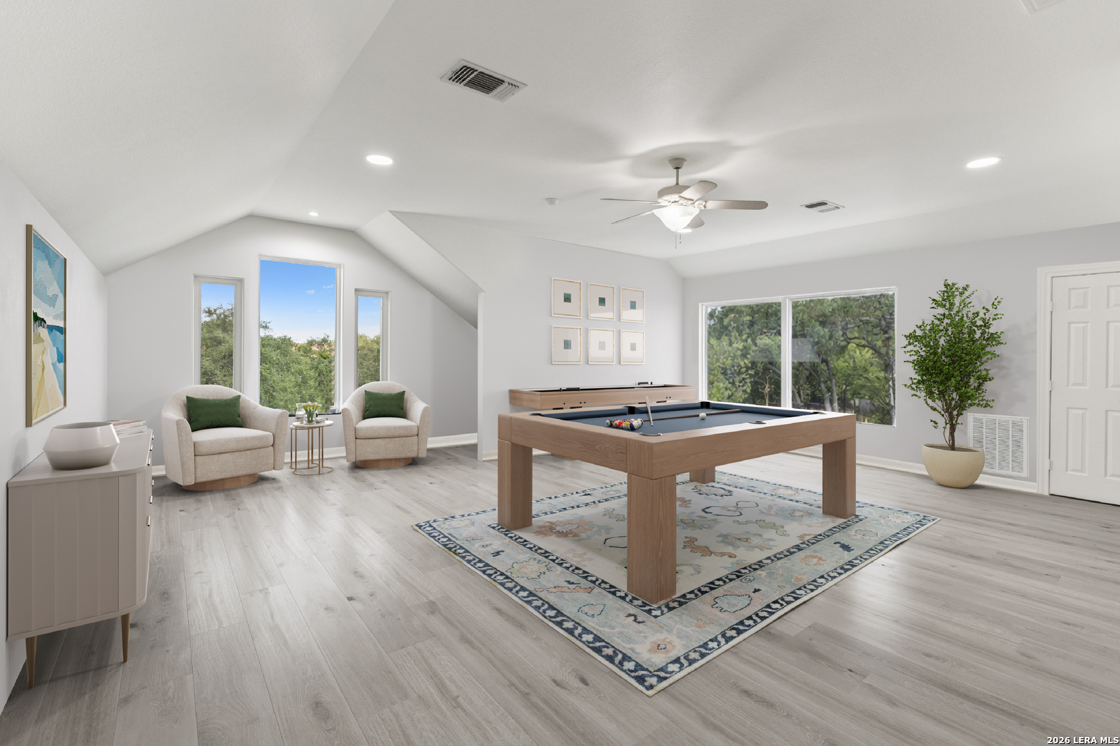 16 Highgate Dr