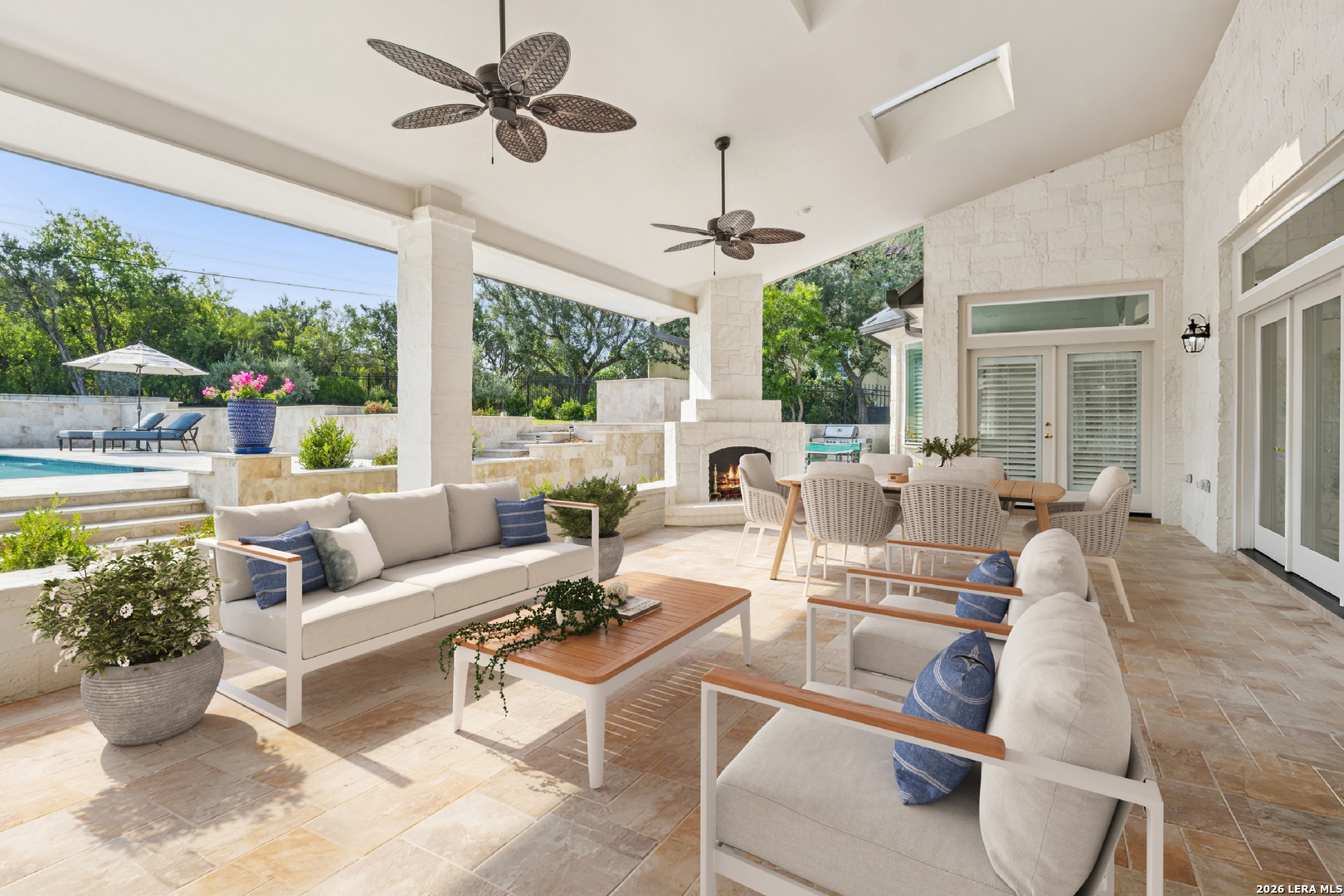 16 Highgate Dr