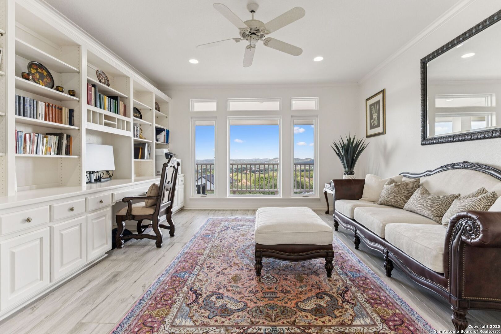 16 Highgate Dr