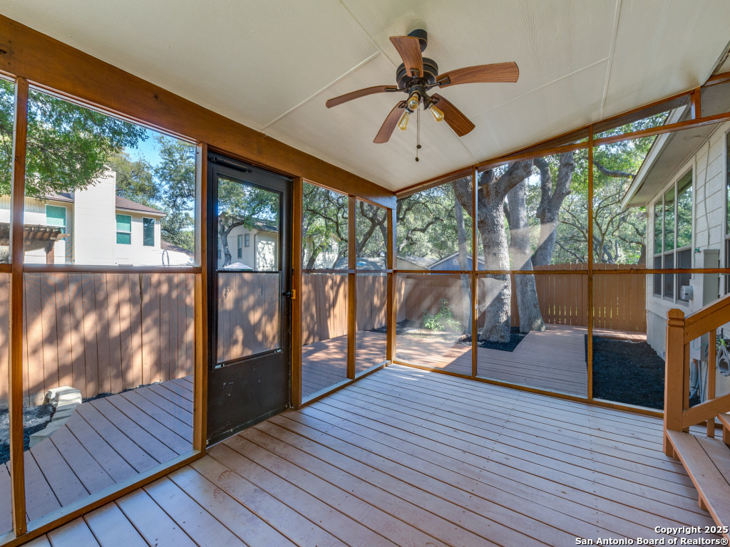 13739 Oak Pebble