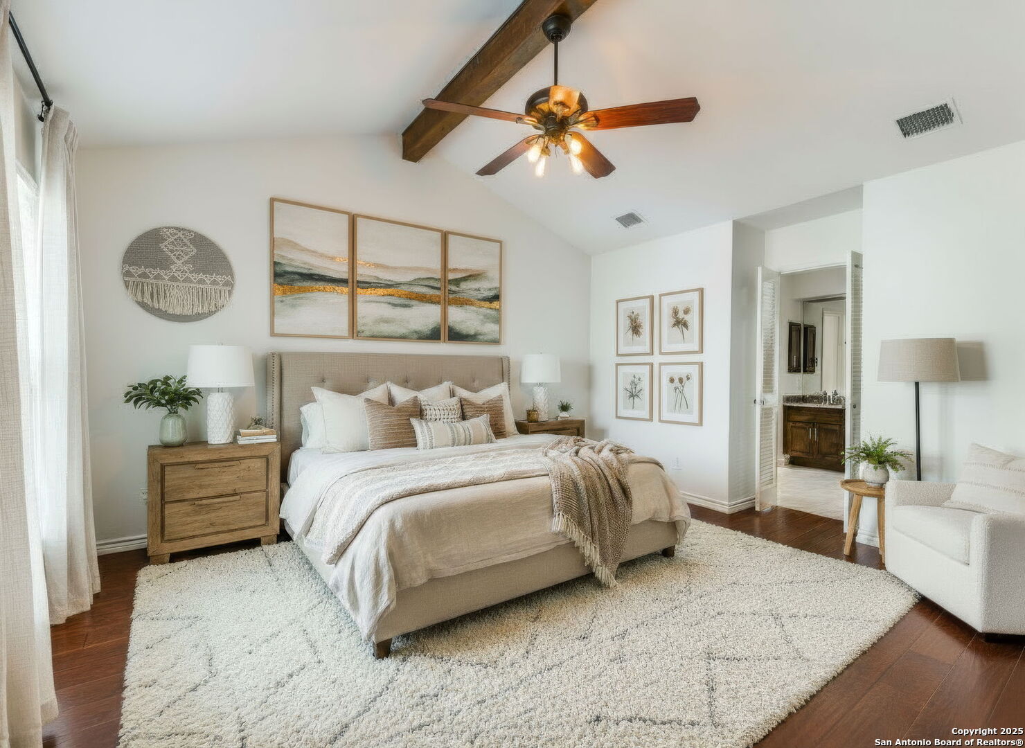 13739 Oak Pebble