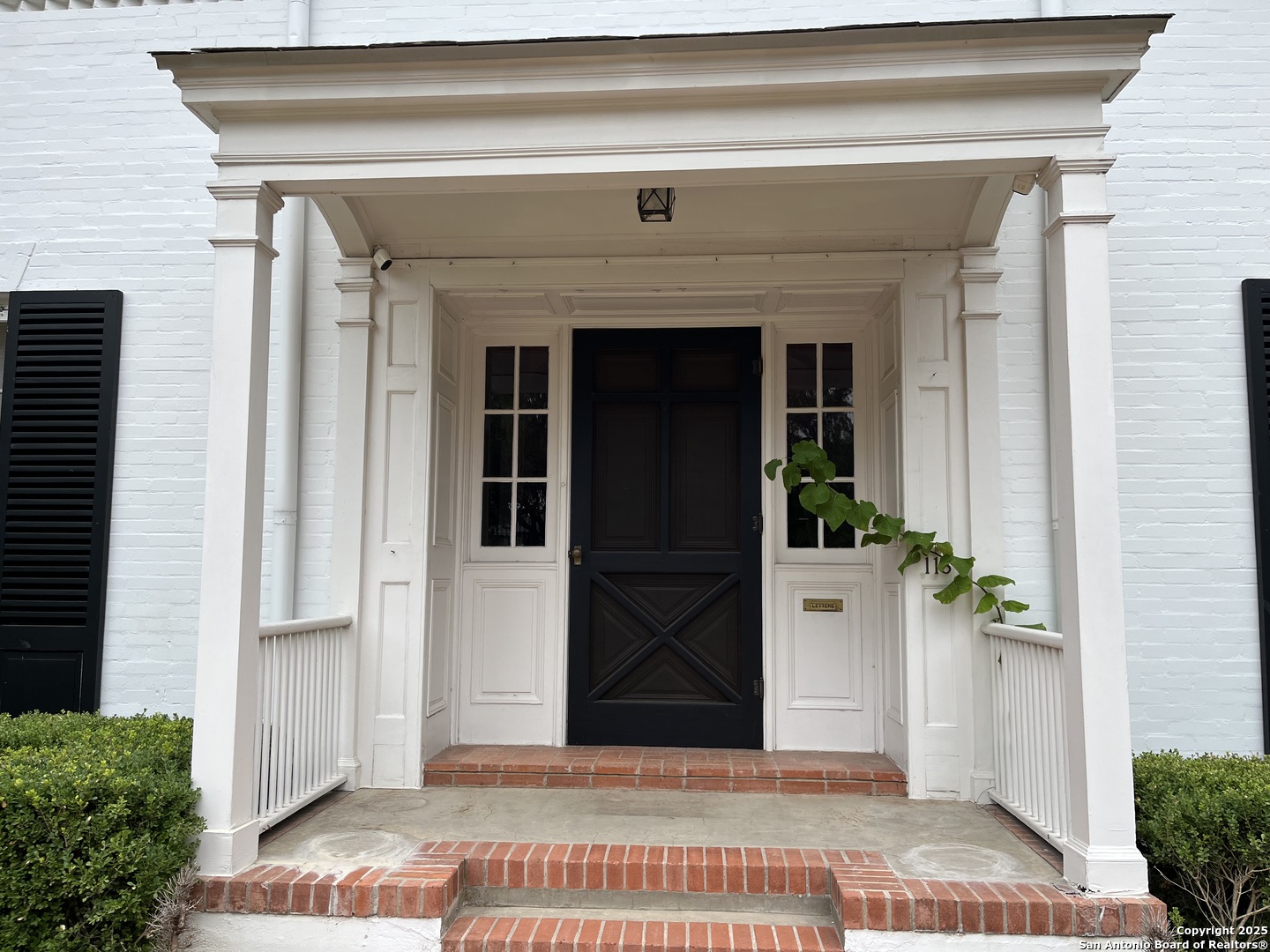 118 hollywood
