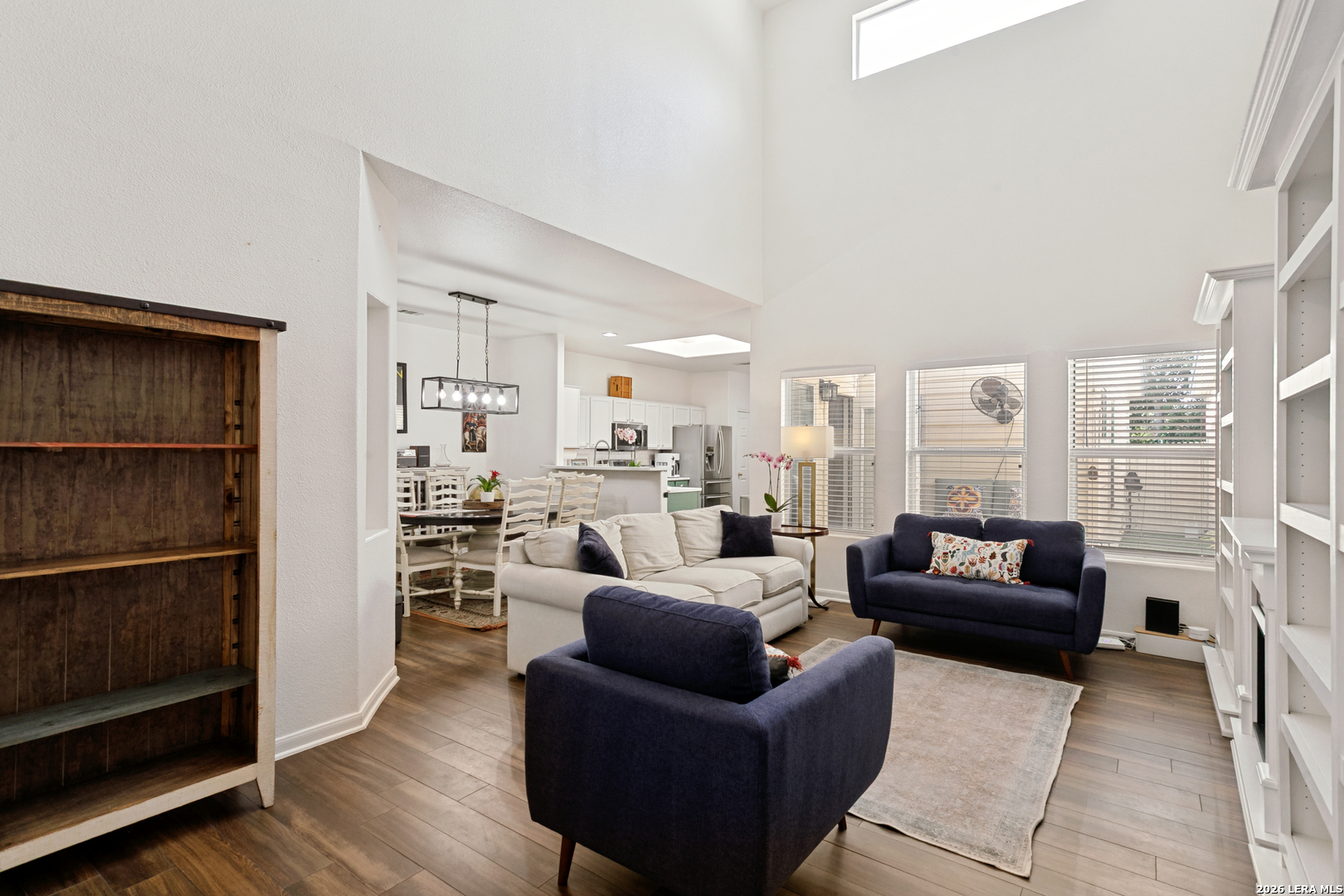 142 Oakwell Farms Pkwy Unit: 142
