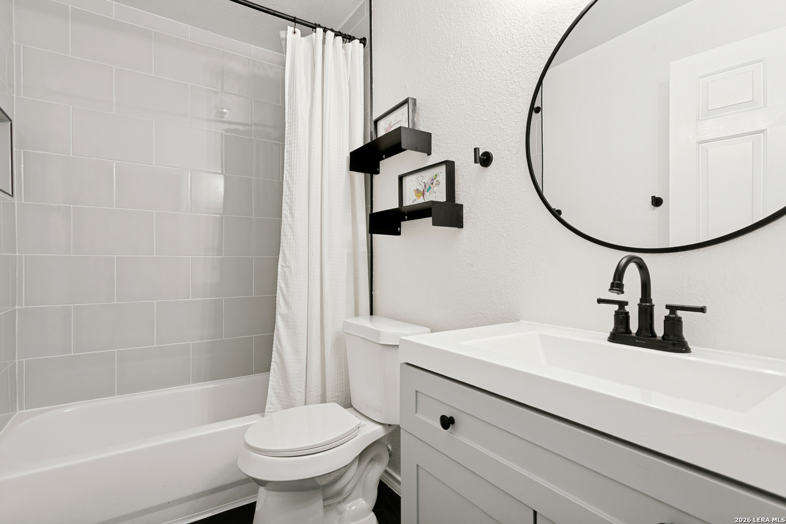 142 Oakwell Farms Pkwy Unit: 142