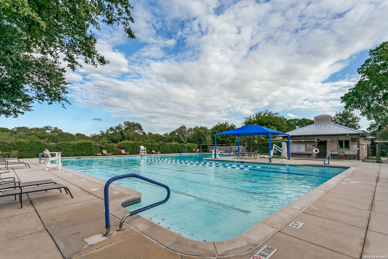 142 Oakwell Farms Pkwy Unit: 142