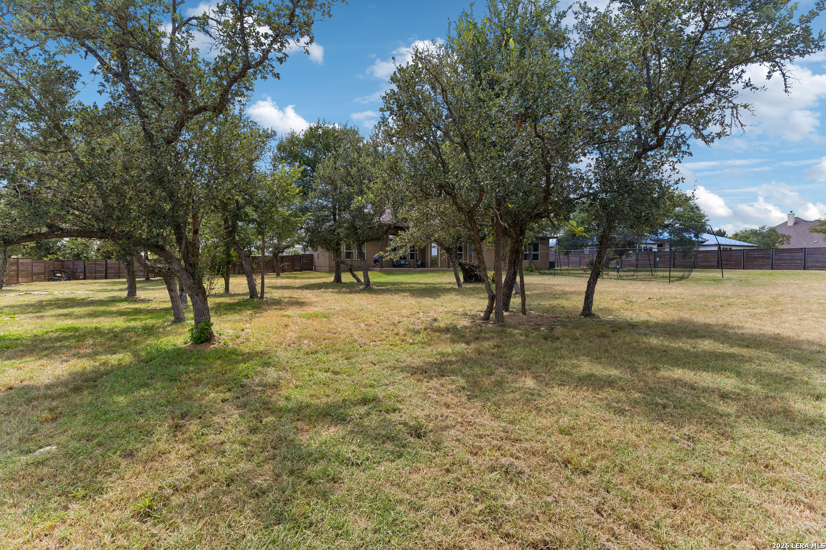 527 James Way