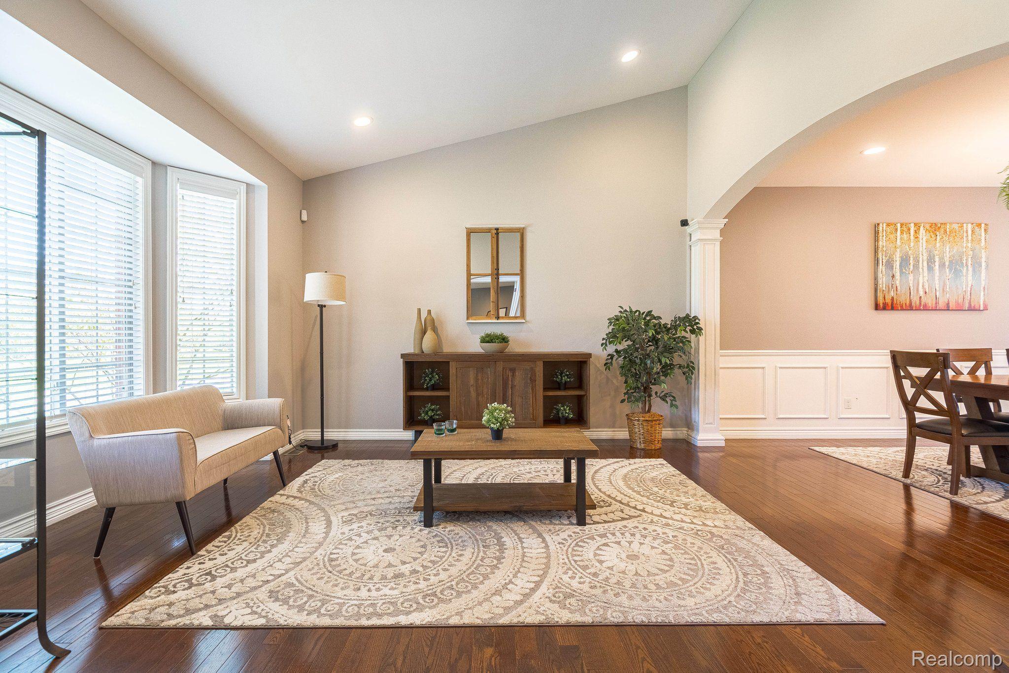 4906 Stonehenge Drive