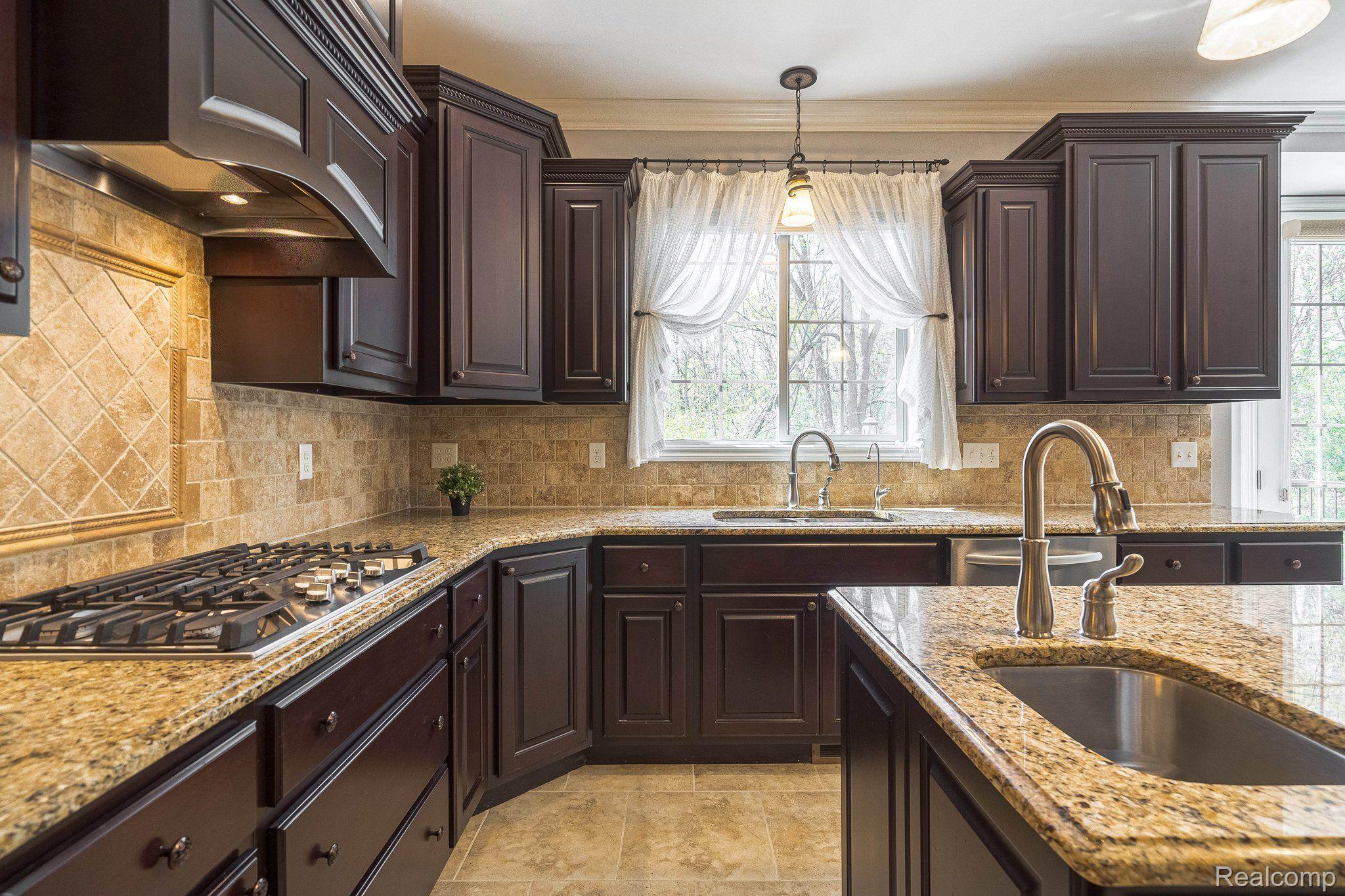 4906 Stonehenge Drive